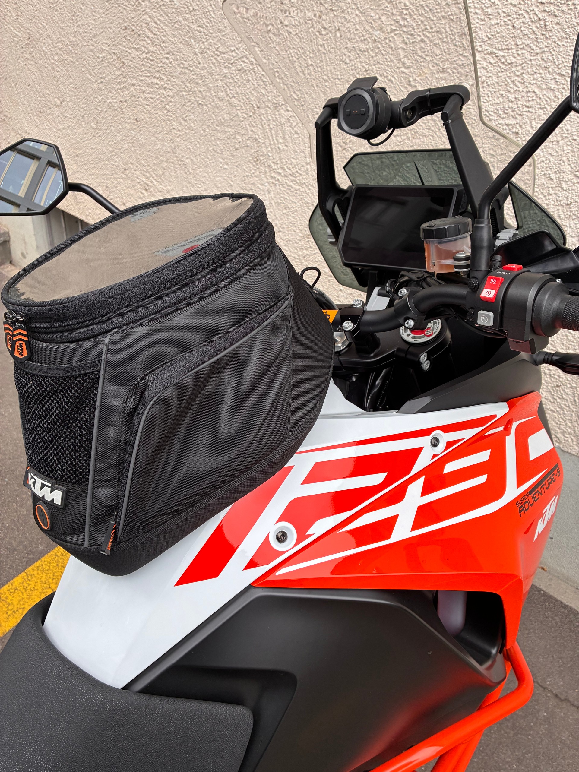KTM 1290 Super Adventure S ABS-image-1