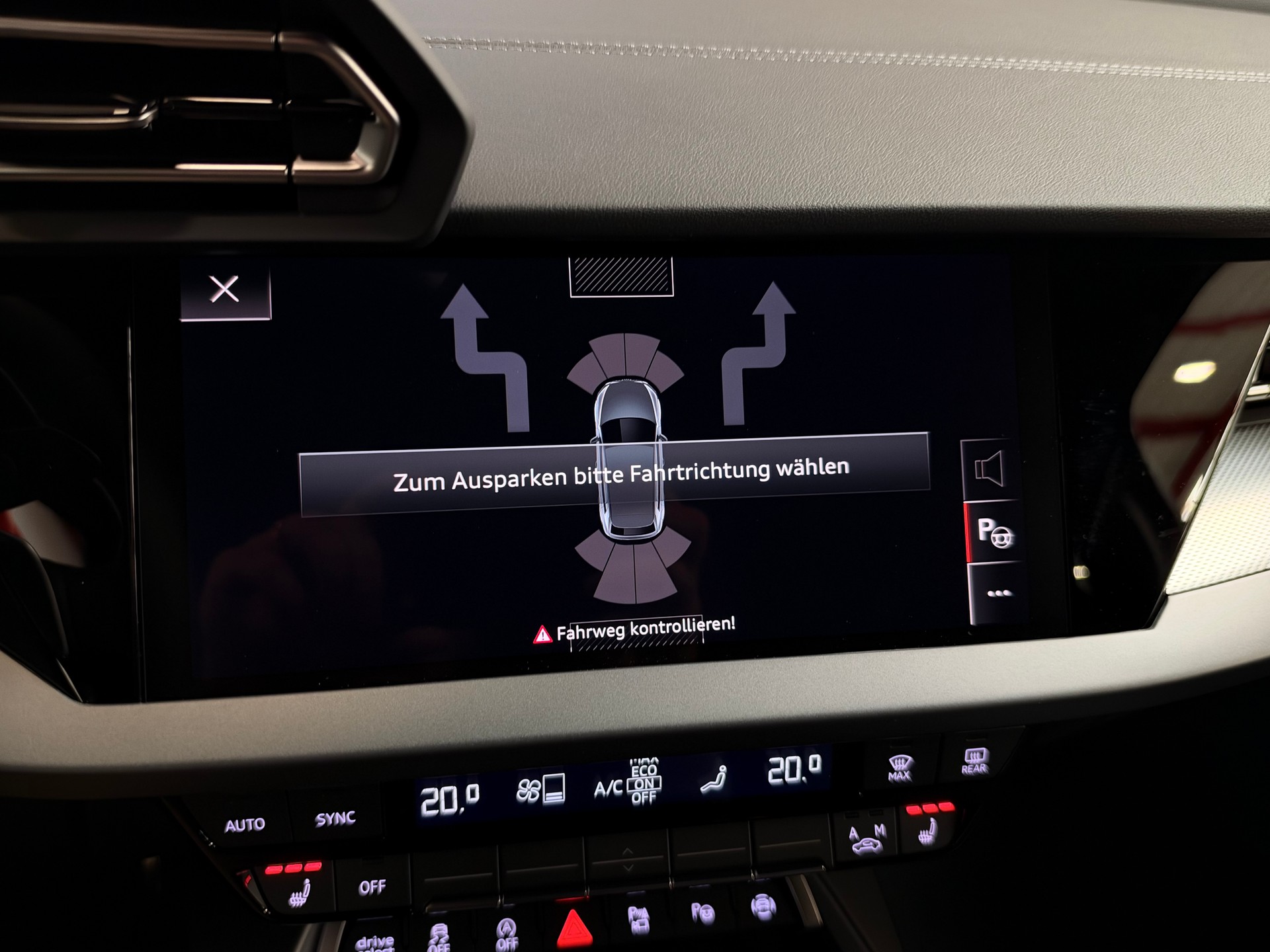 AUDI A3 Sportback 35 TFSI S line S-tronic-image-31