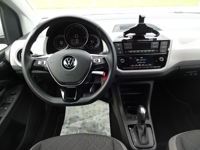 VW e-Up-image-8