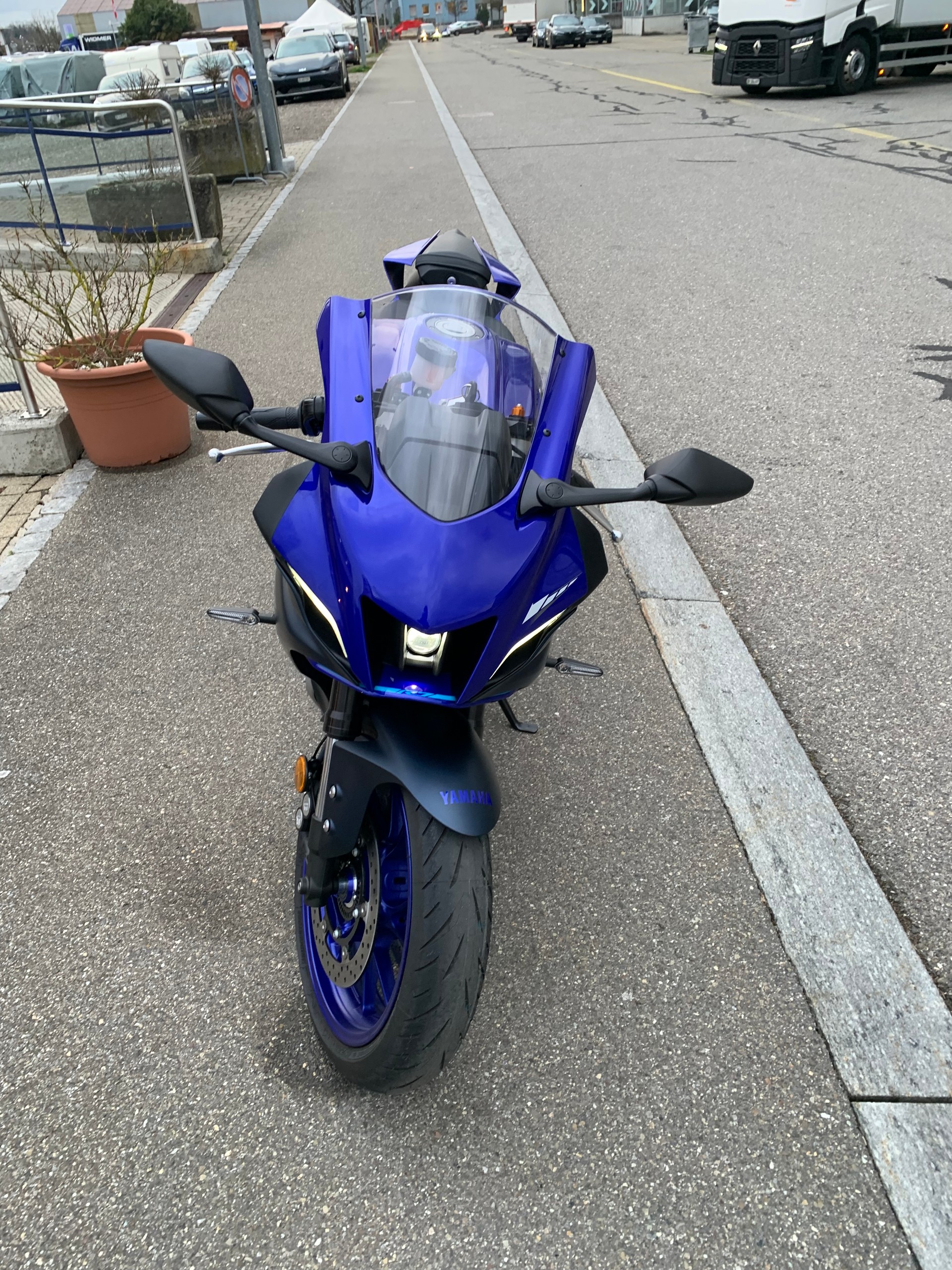 YAMAHA YZF-R7 (35kW)-image-2