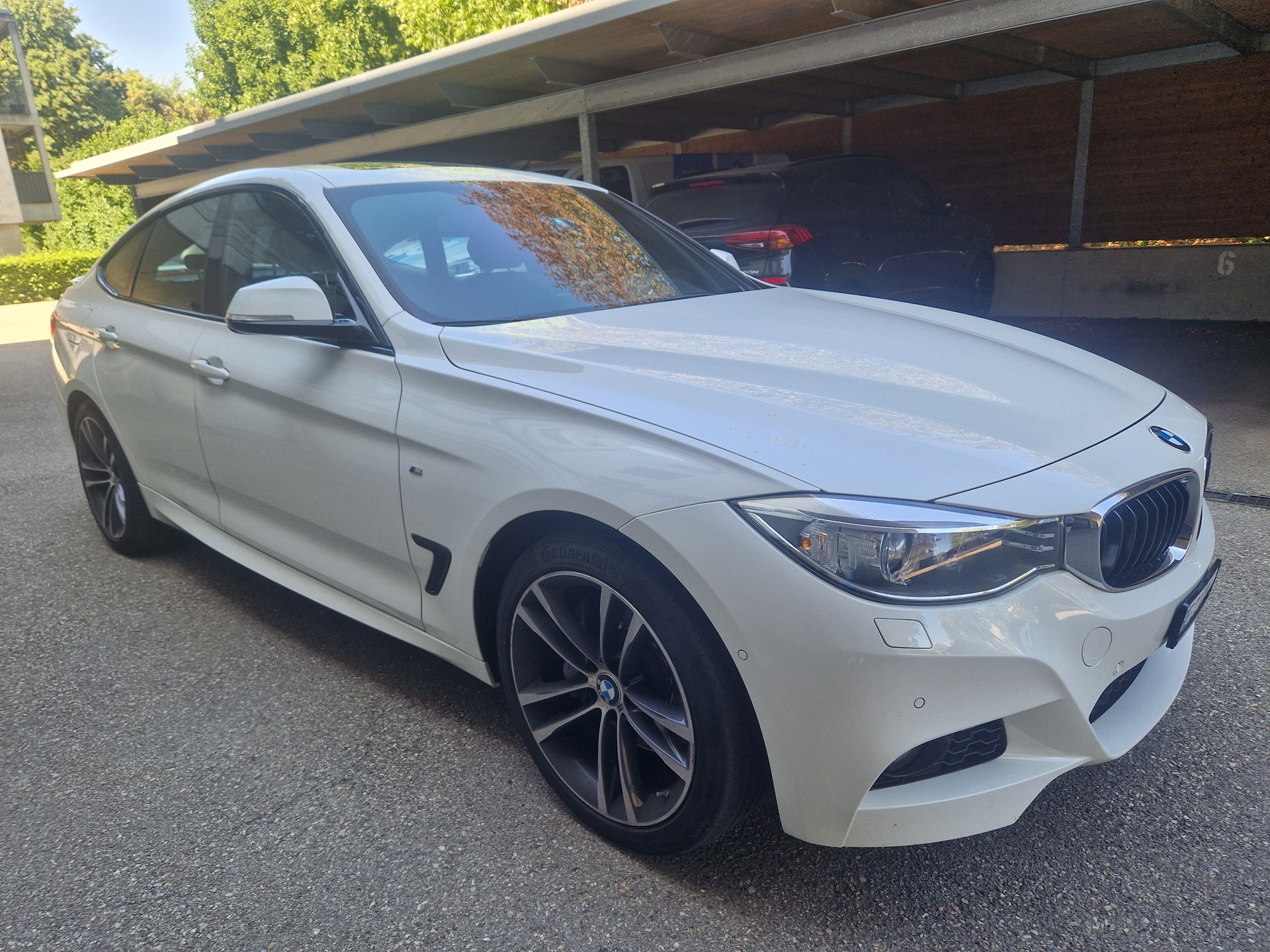 BMW 335i GT xDrive M Sport Line Steptronic-image-5