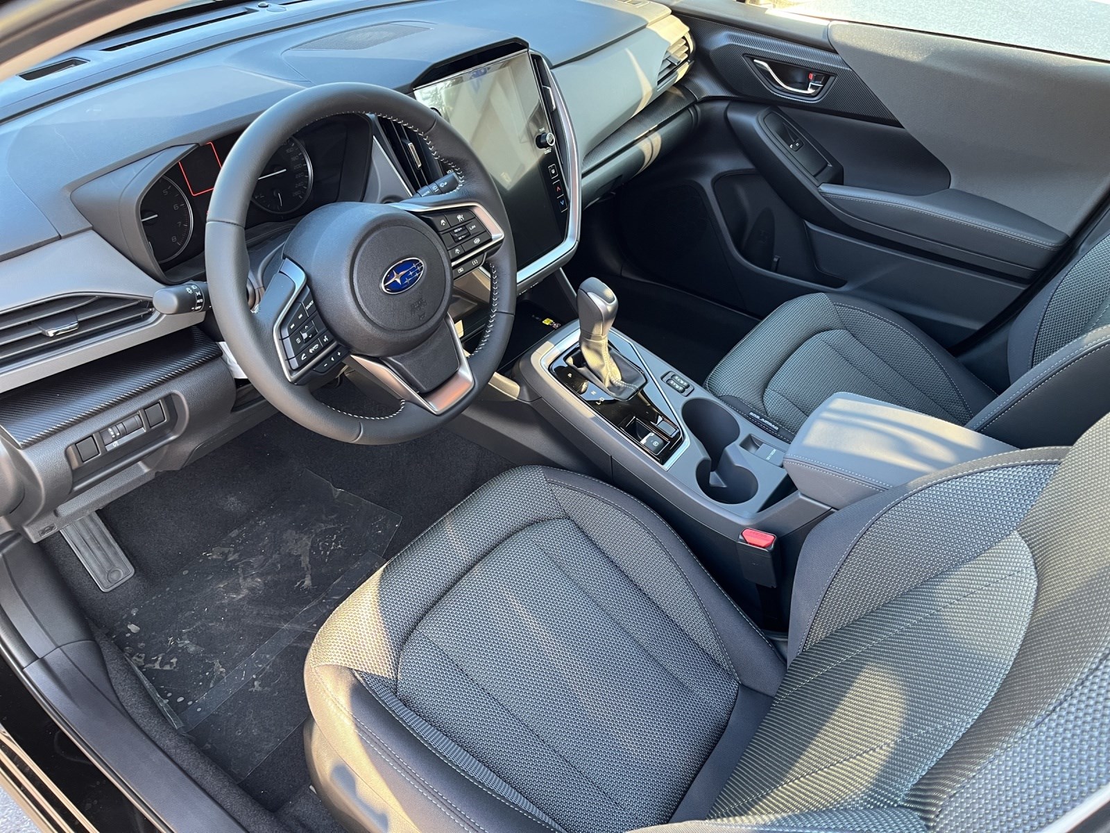 SUBARU Crosstrek 2.0i e-Boxer Swiss Plus-image-8