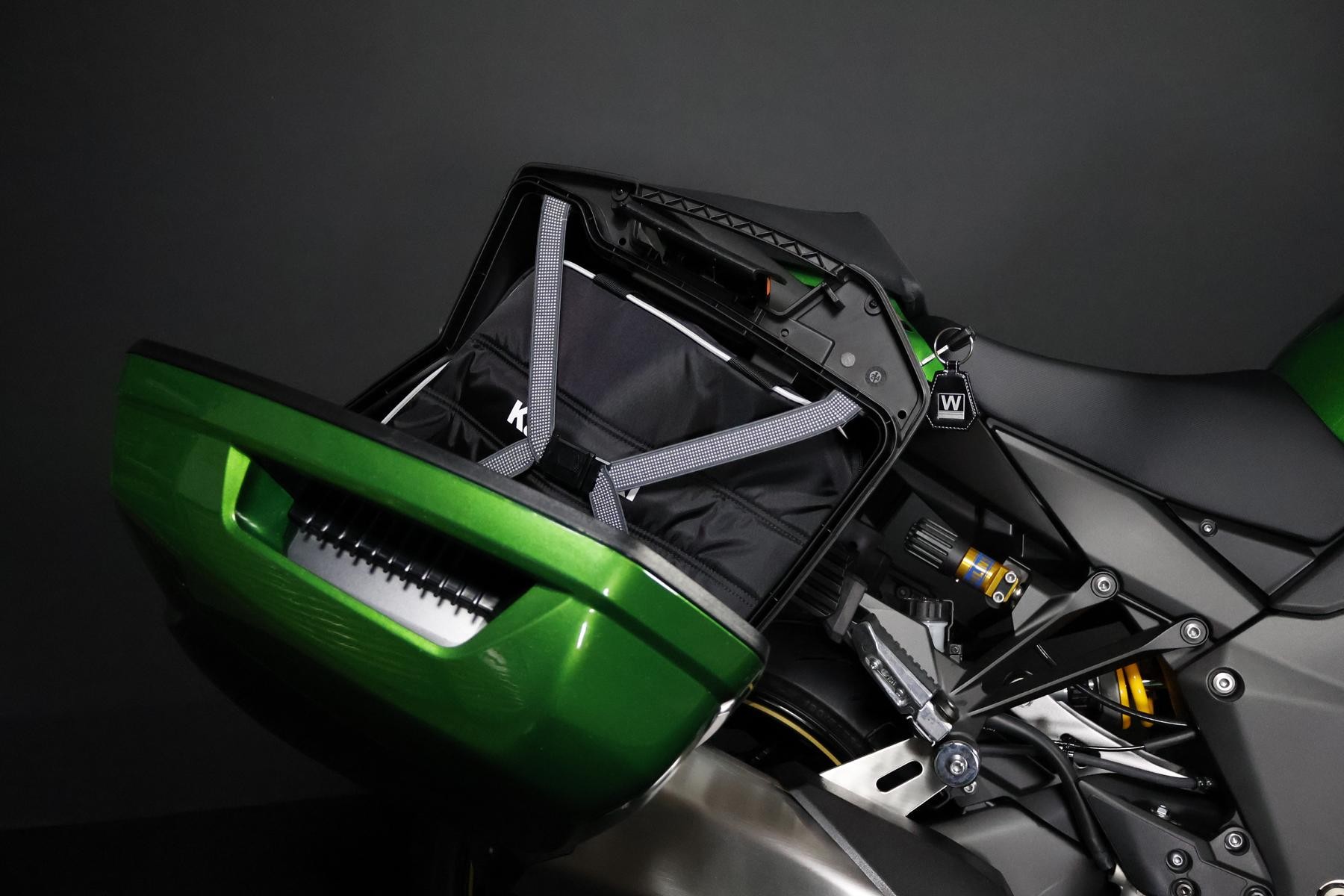 KAWASAKI Ninja 1100SX SE Tourer-image-6