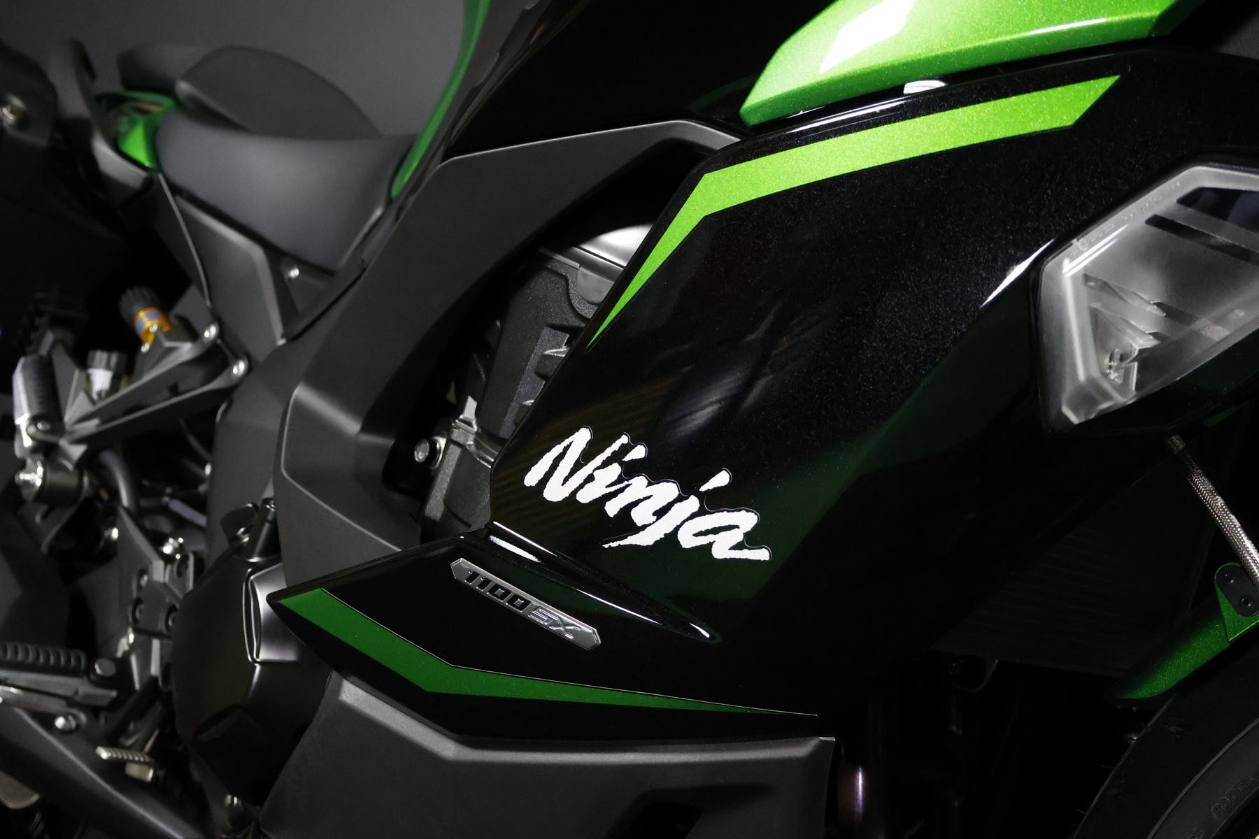KAWASAKI Ninja 1100SX SE Tourer-image-4