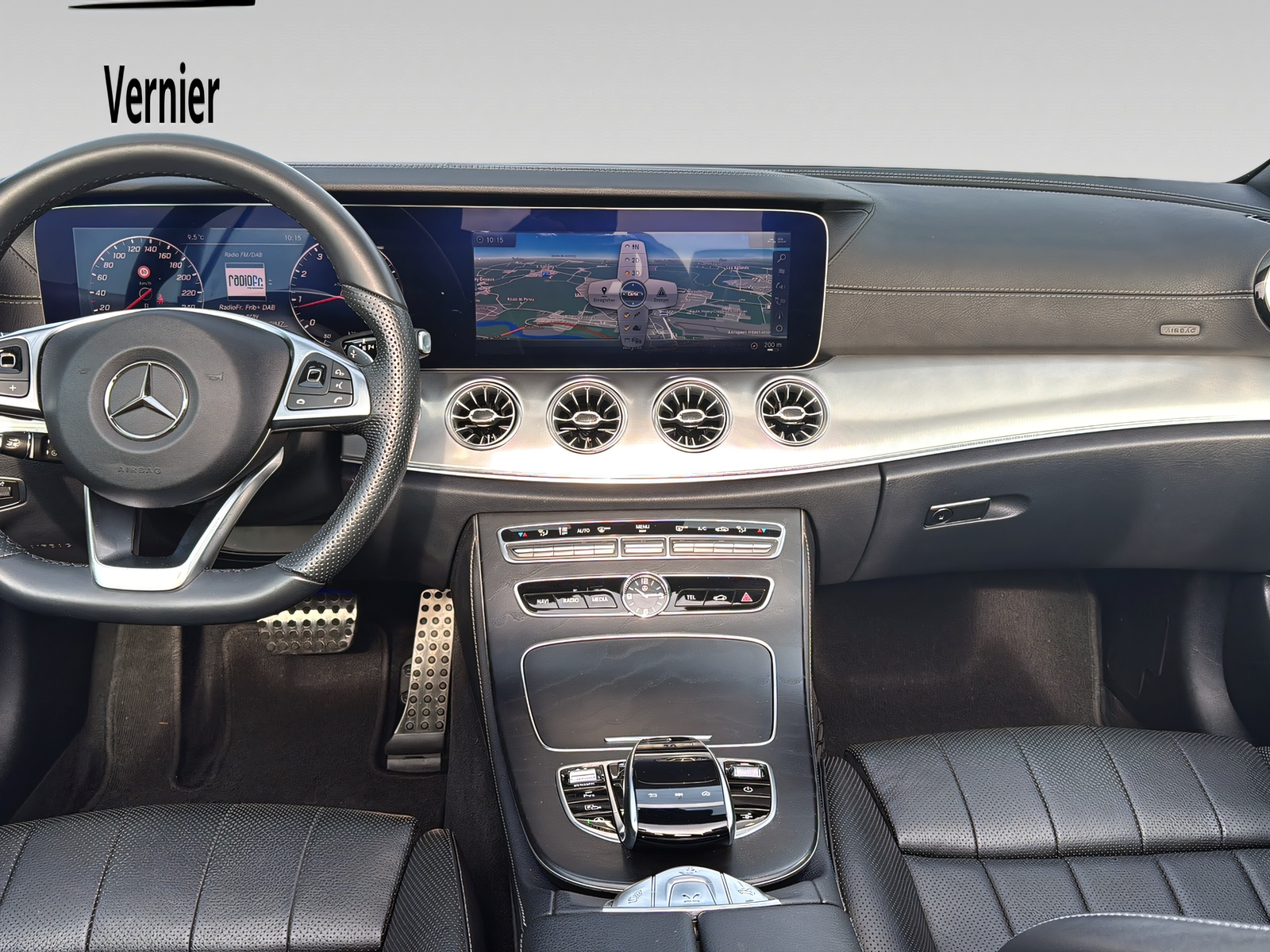 MERCEDES-BENZ E 300 Cabriolet AMG Line 9G-Tronic-image-14