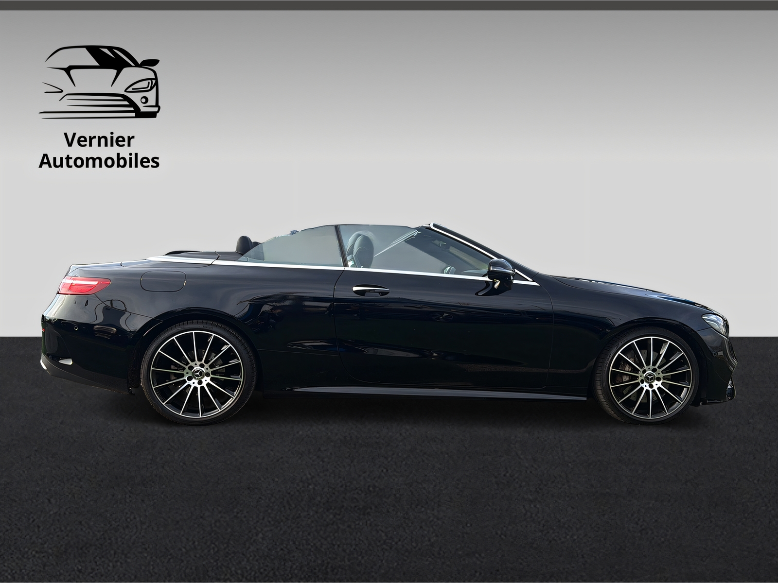 MERCEDES-BENZ E 300 Cabriolet AMG Line 9G-Tronic-image-7