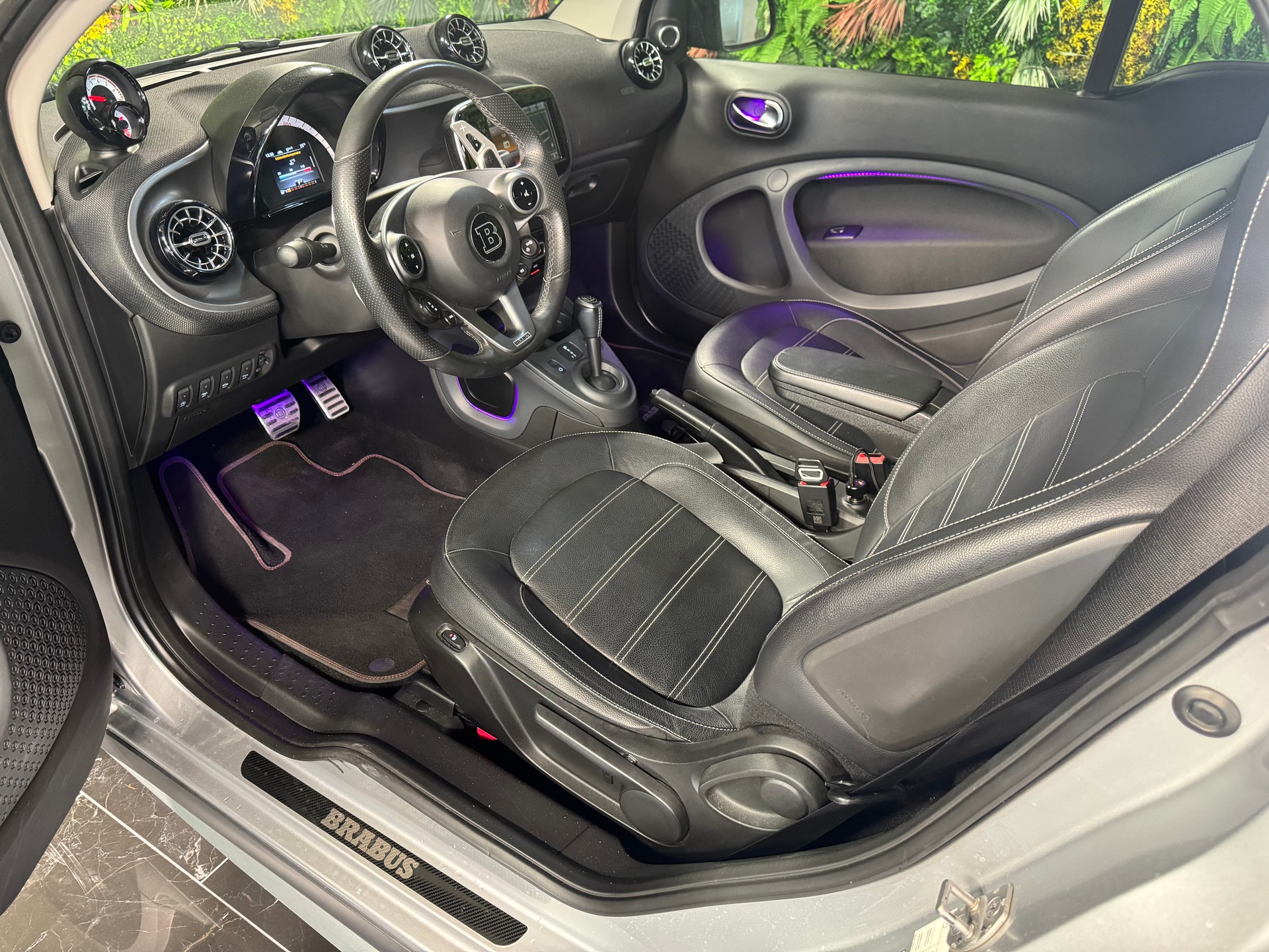 SMART fortwo prime twinmatic Brabus-image-8