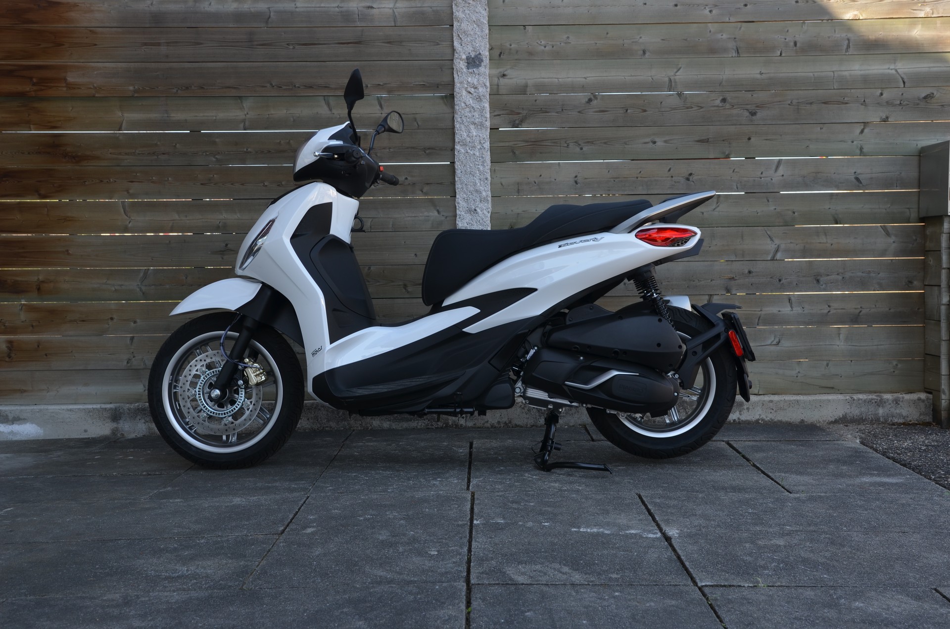 PIAGGIO 310 E5+-image-2