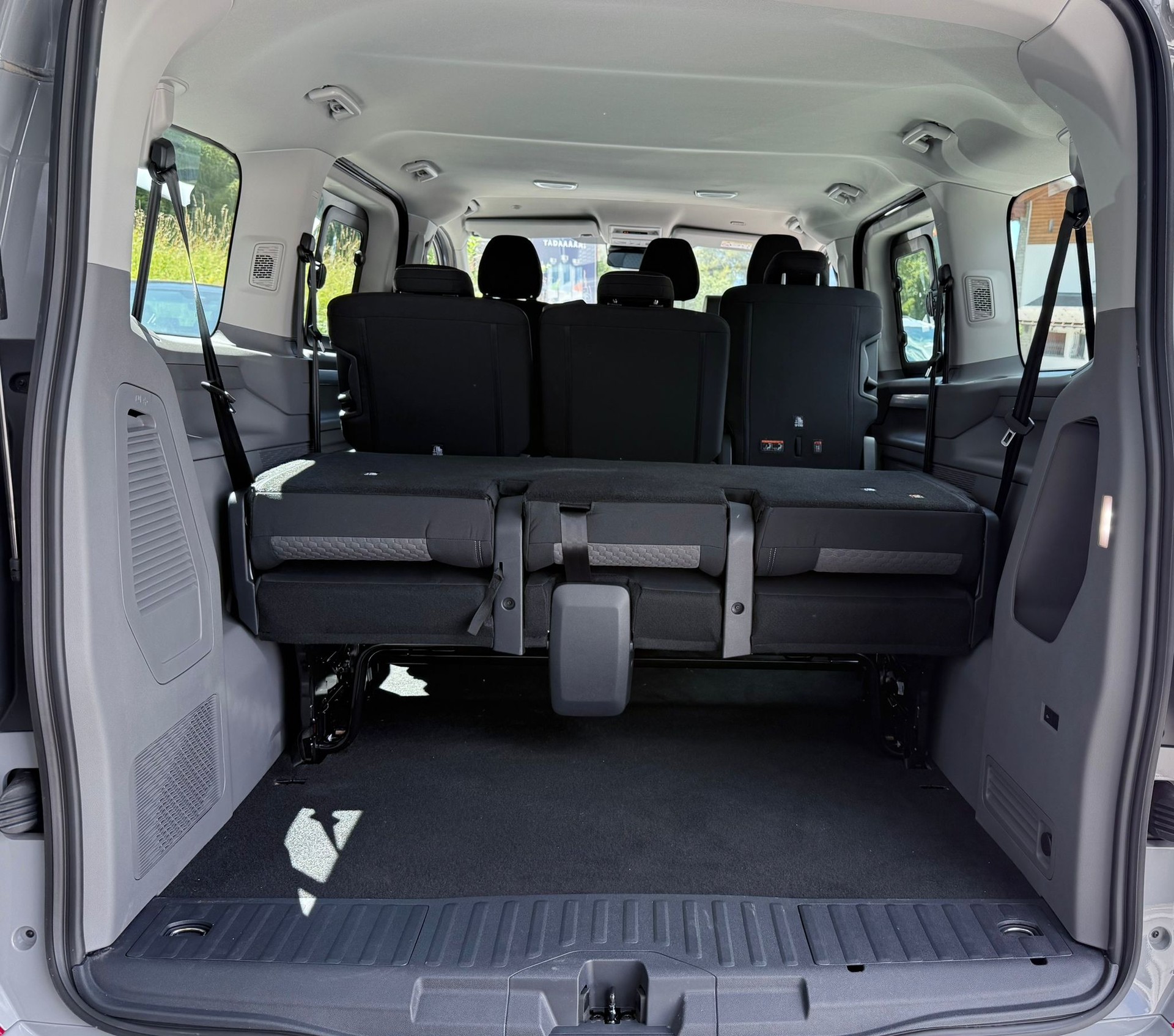 VW Caravelle 2.0 TDI Life Aut.8 4 Motion-image-14