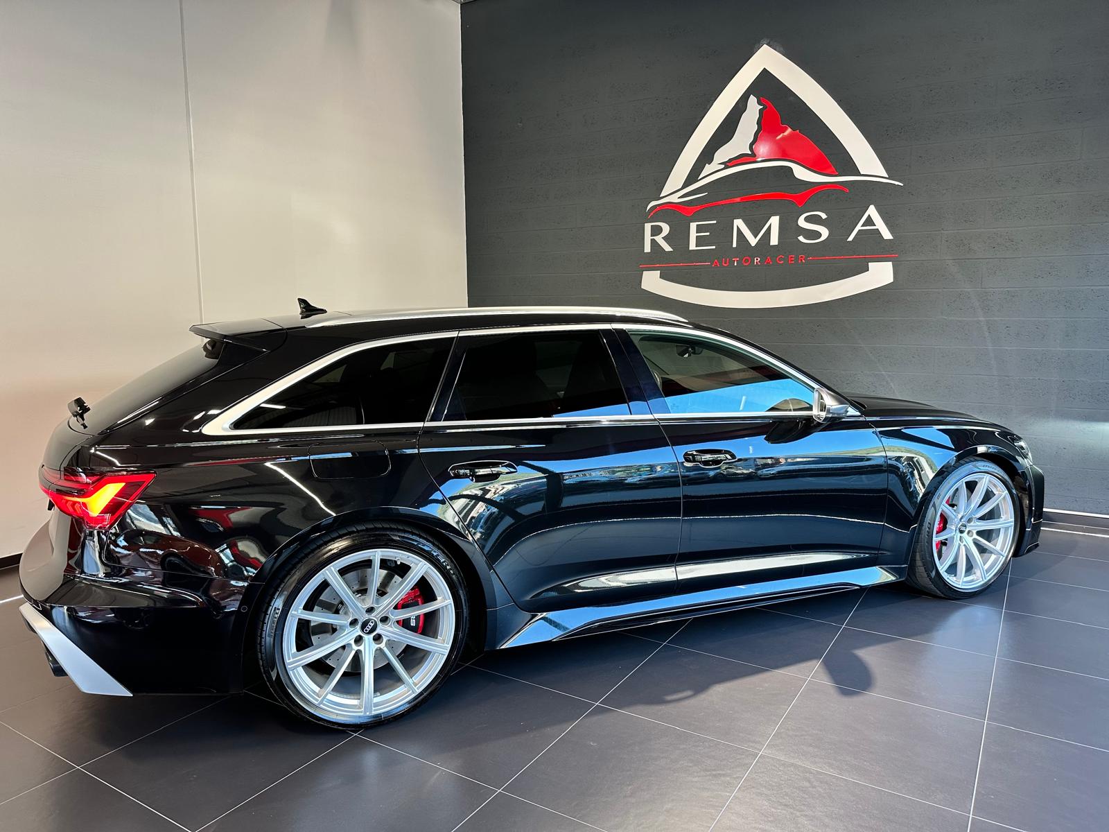 AUDI RS6 Avant 4.0 TFSI V8 quattro-image-7