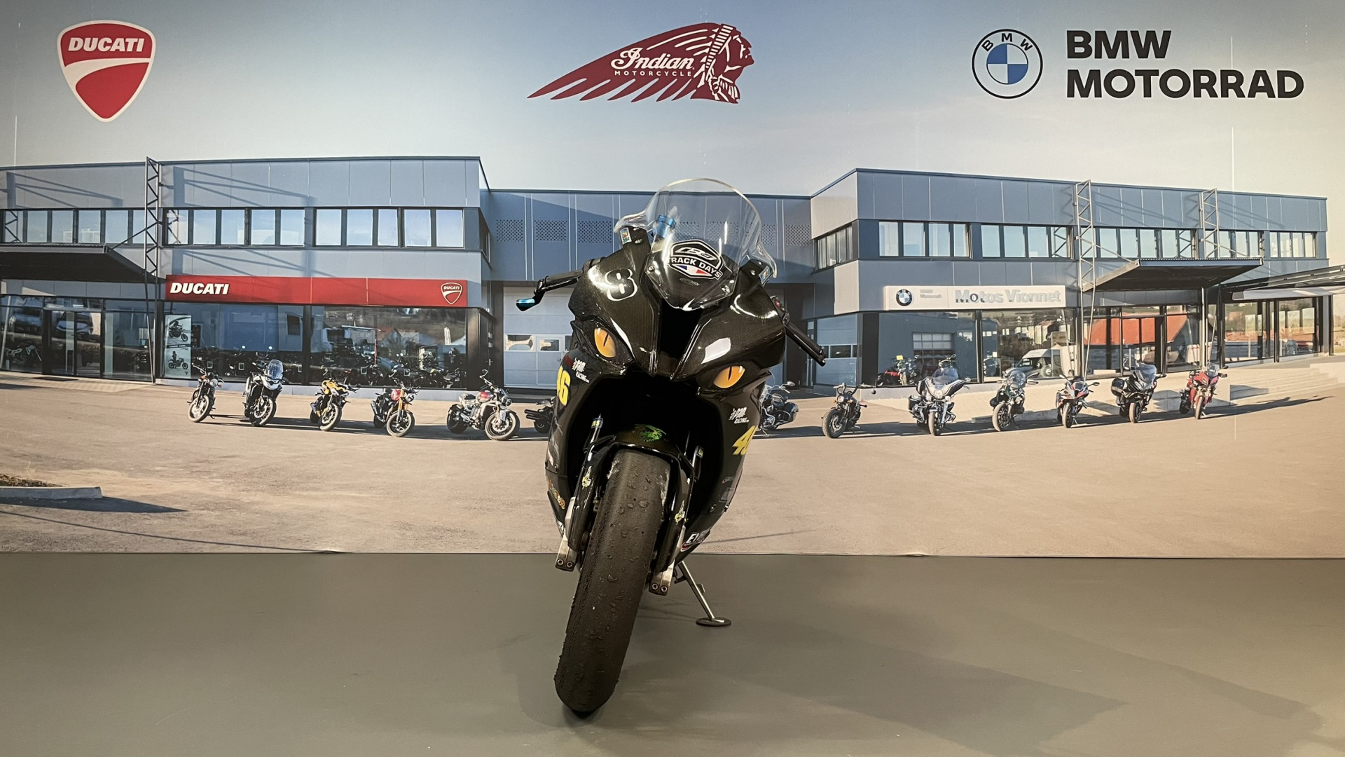 BMW S 1000 RR M-image-1
