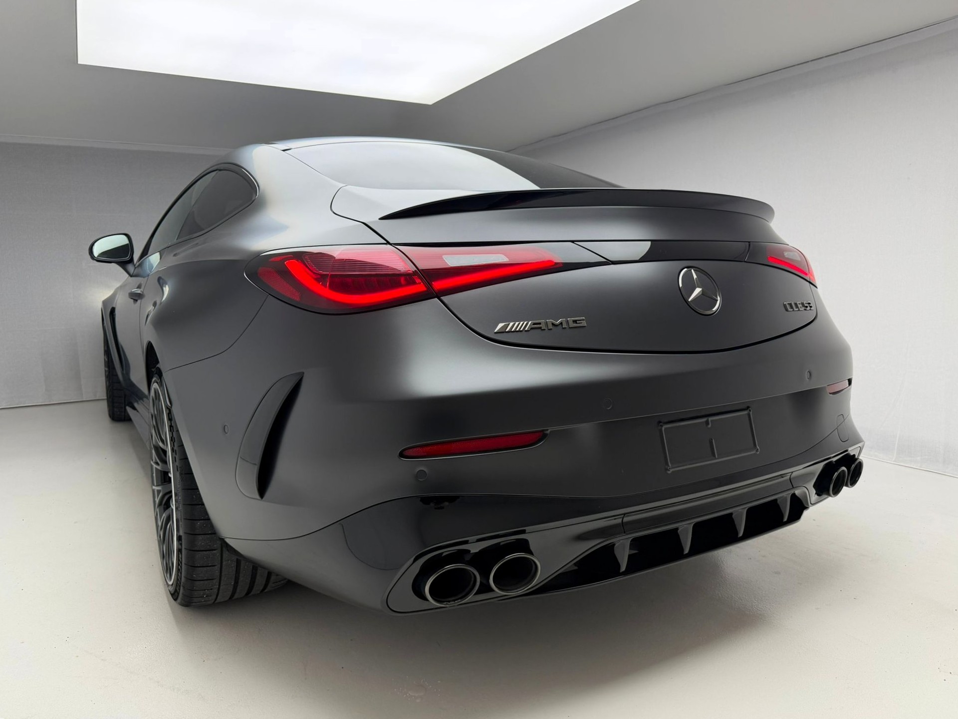 MERCEDES-BENZ CLE 53 Coupé AMG 4Matic+ 9G-Tronic / Frozen Black /-showroom-element-2