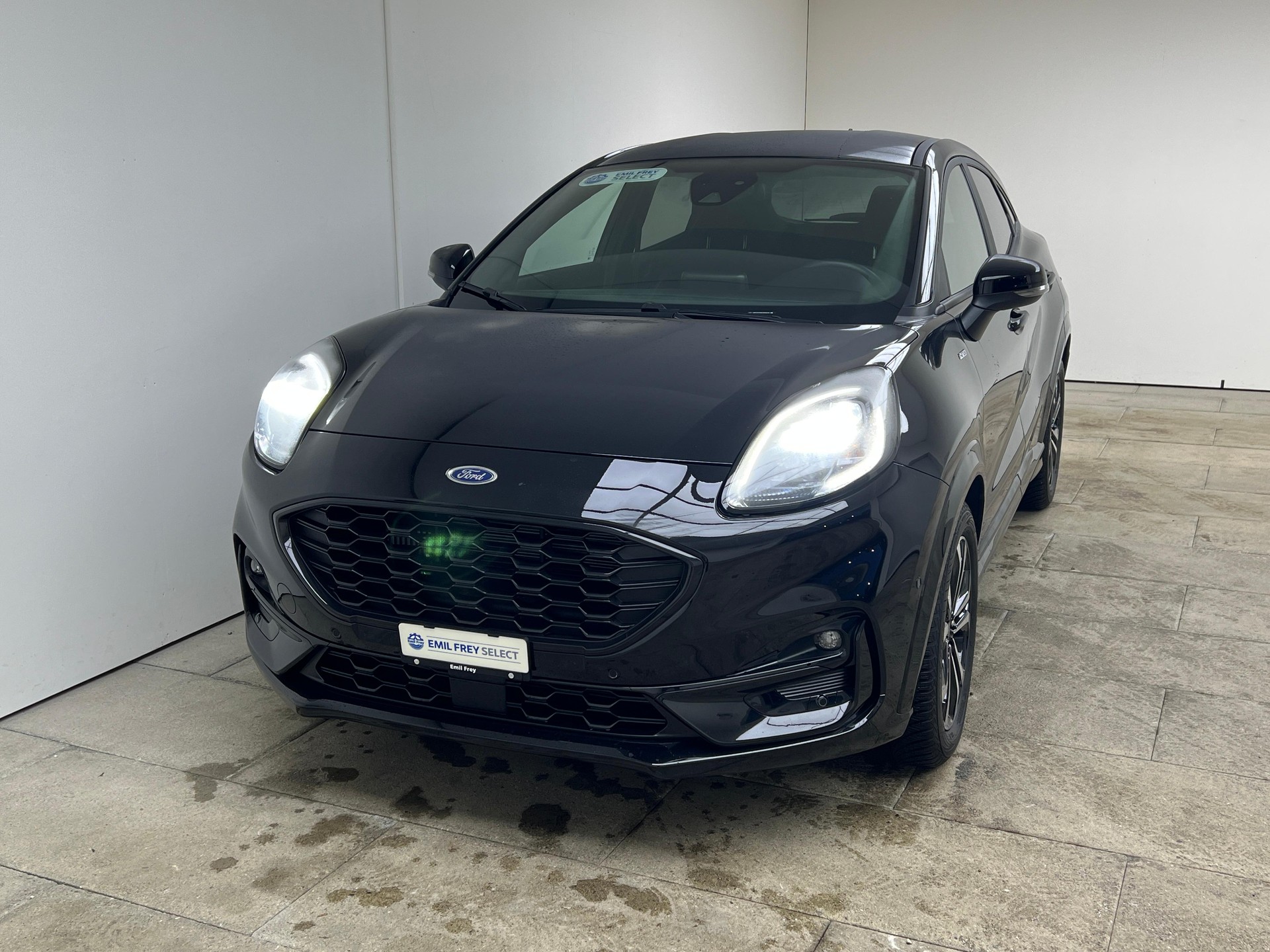 FORD Puma 1.0 EcoB Hybrid 155 ST-Line / ab 3,99% Leasing bei Abschluss einer Protect Autoversicherung