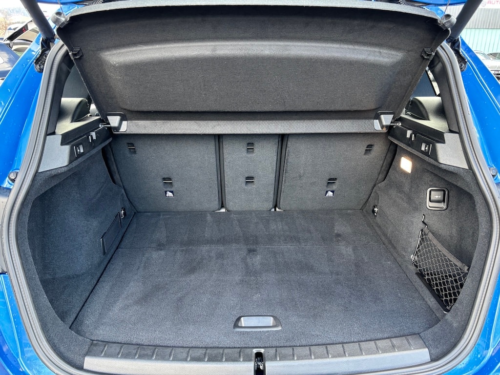 BMW 220i Active Tourer DKG M Sport-image-15