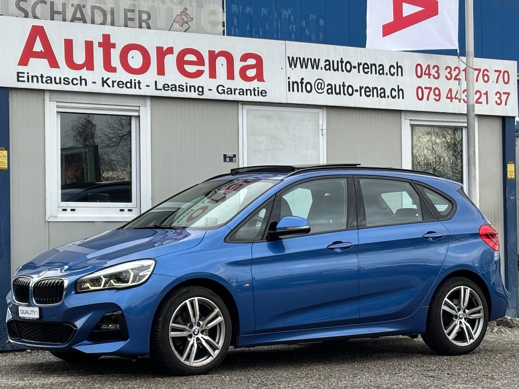 BMW 220i Active Tourer DKG M Sport-showroom-element-2