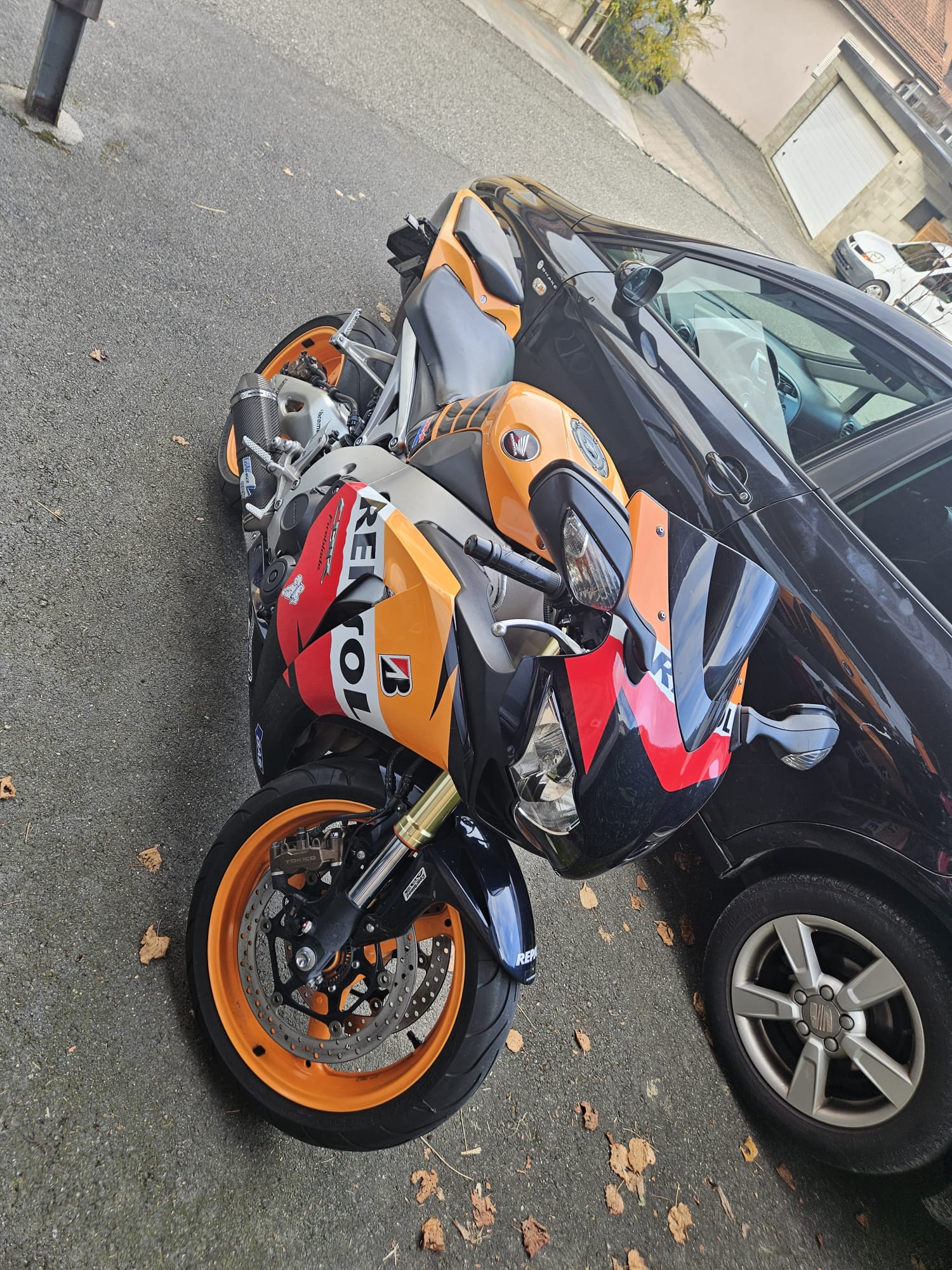 HONDA CBR 1000-image-1
