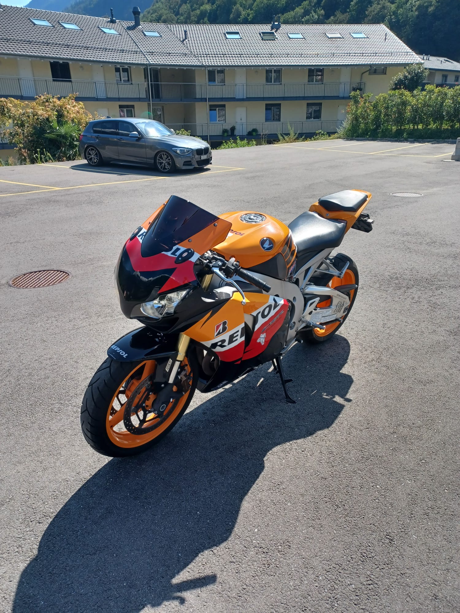 HONDA CBR 1000-image-2