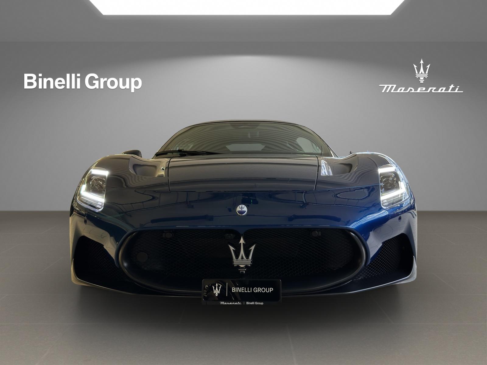 MASERATI MC20 - Blu Victory FUORISERIE-image-17