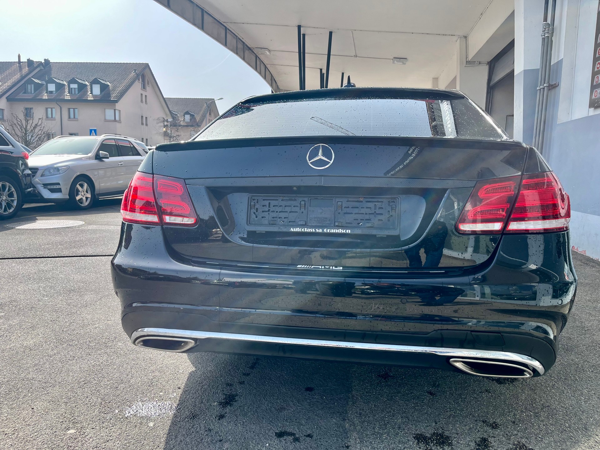 MERCEDES-BENZ E 500 Avantgarde 4Matic 7G-Tronic-image-6