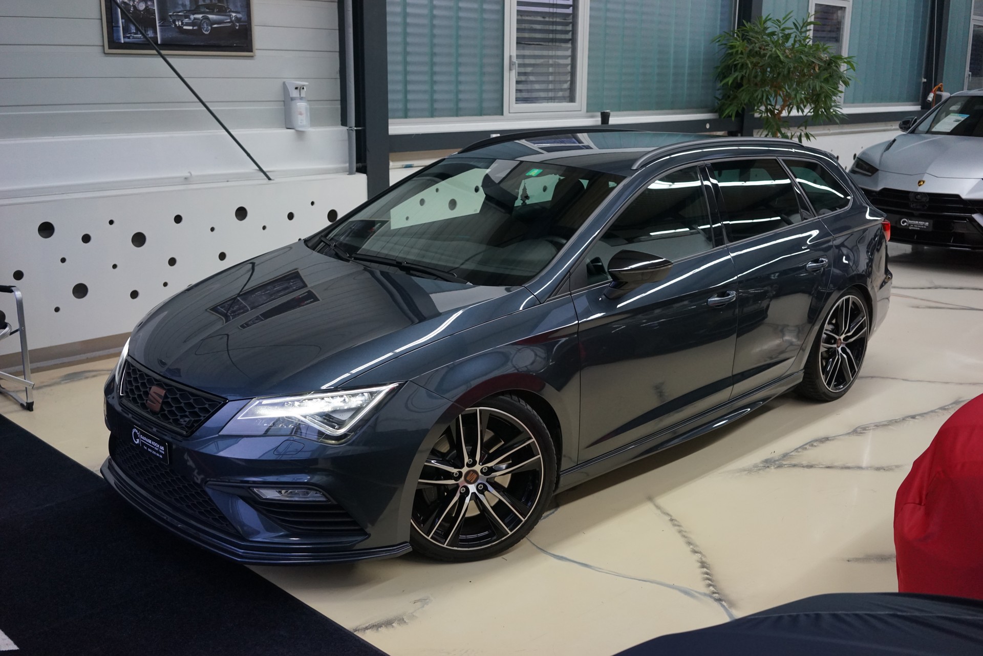 SEAT Leon ST 2.0 TSI Cupra 300 4 Drive DSG / Wolfpower 480Ps. & 580Nm-showroom-element-2