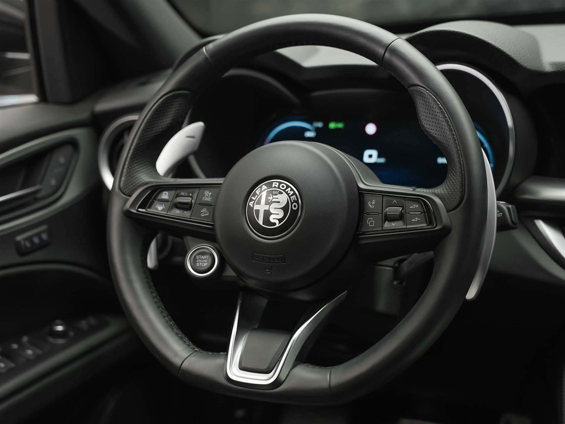 ALFA ROMEO Stelvio 2.2 JTDM Veloce Q4 AT8 *Facelift*Werksgarantie*Assistenten*-image-26