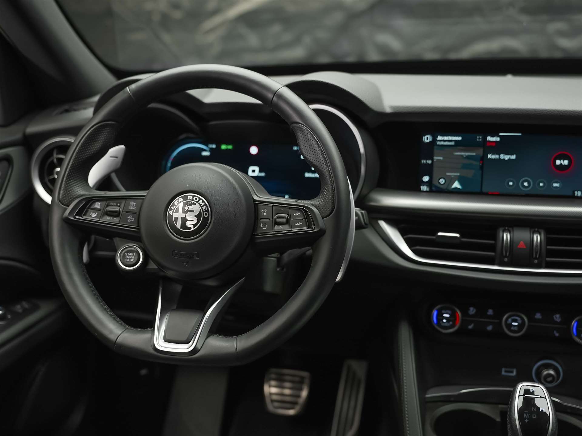 ALFA ROMEO Stelvio 2.2 JTDM Veloce Q4 AT8 *Facelift*Werksgarantie*Assistenten*-image-25