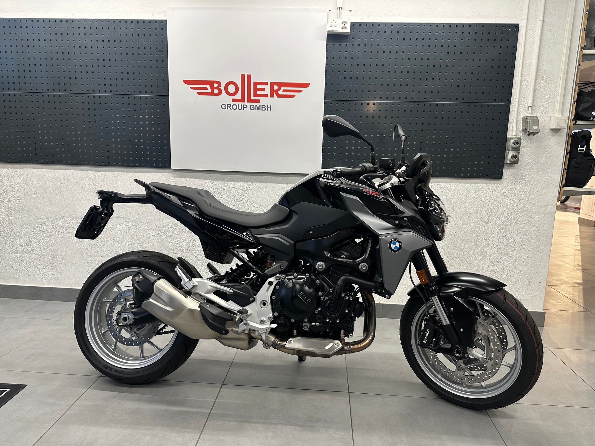 BMW F 900 R ABS | Occasion | nur 20 km! | Naked Bike | Top Zustand-image-3