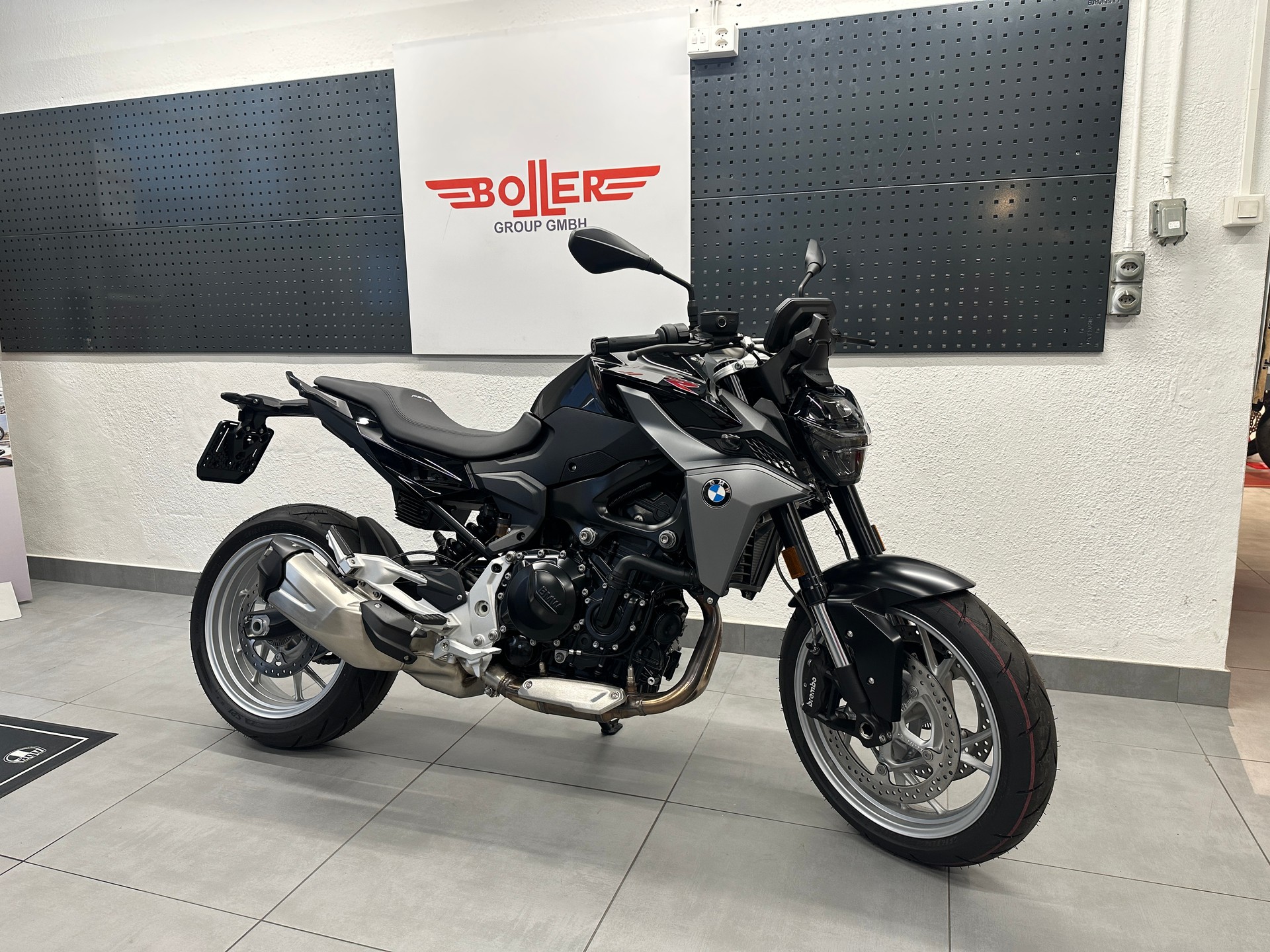 BMW F 900 R ABS | Occasion | nur 20 km! | Naked Bike | Top Zustand-image-4