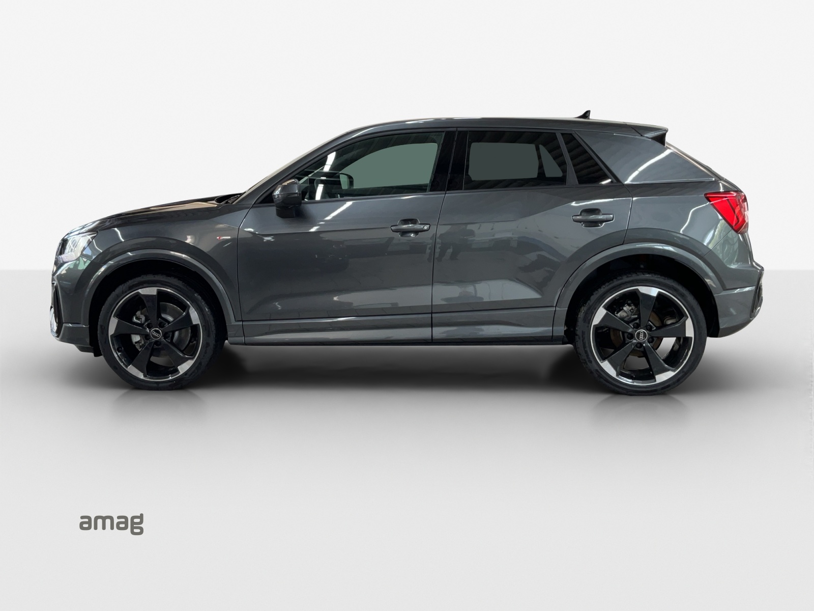 AUDI Q2 35 TFSI S line S-tronic-showroom-element-1
