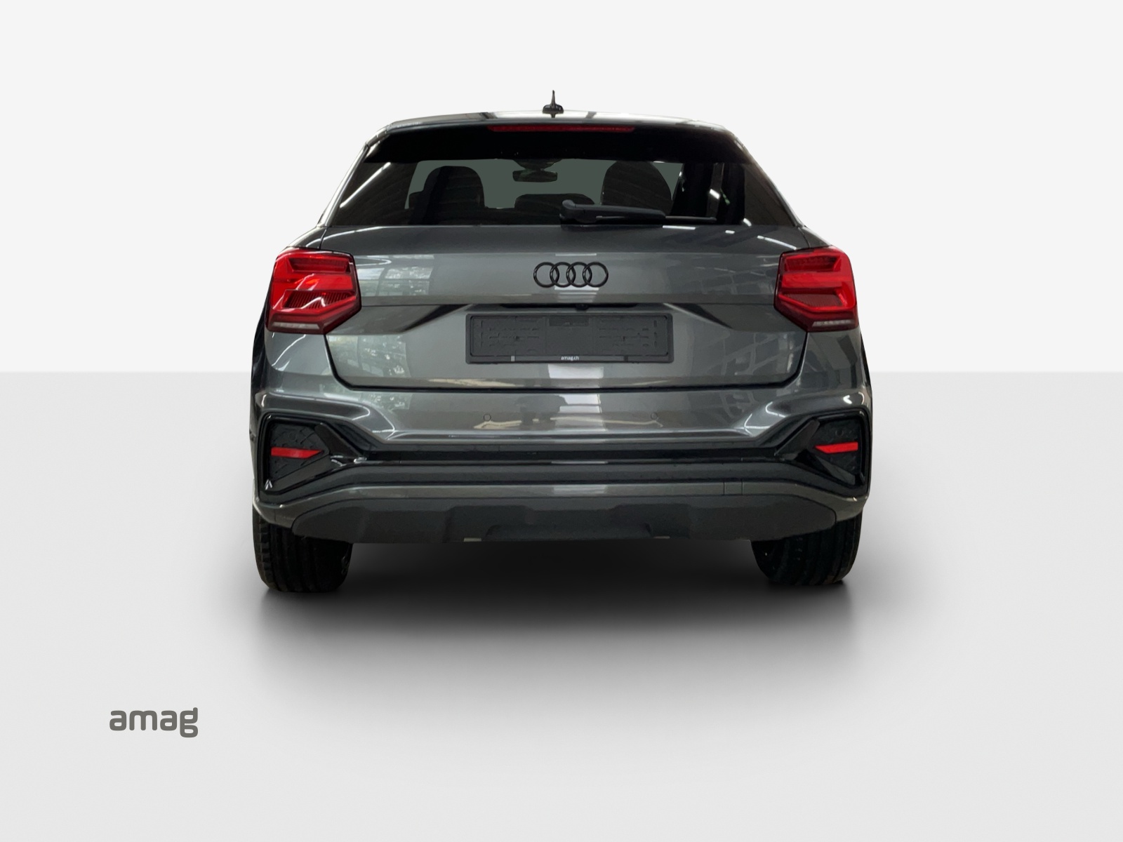 AUDI Q2 35 TFSI S line S-tronic-showroom-element-3