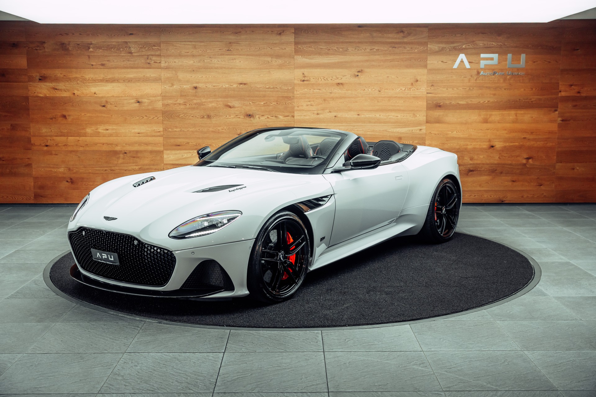 ASTON MARTIN DBS Superleggera Volante-image-4