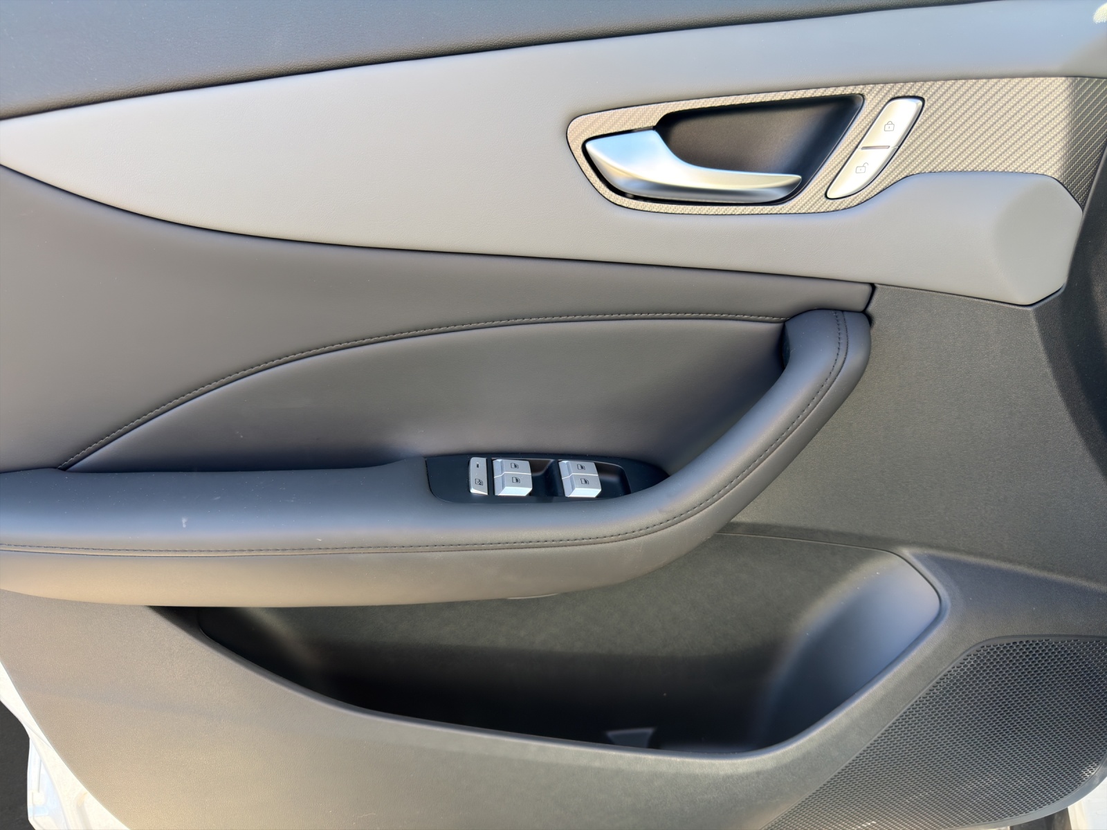 MG S5-image-10