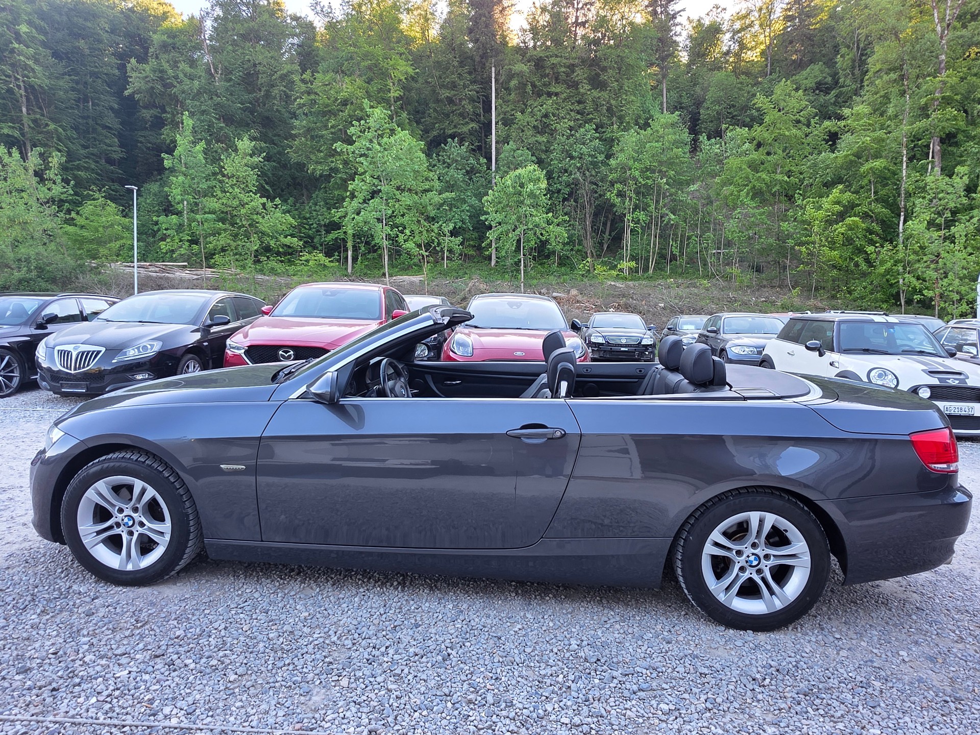 BMW 320i Cabriolet / FRISCH AB MFK / FRISCH AB SERVICE / GRATIS LIEFERUNG / Garantie-showroom-element-1