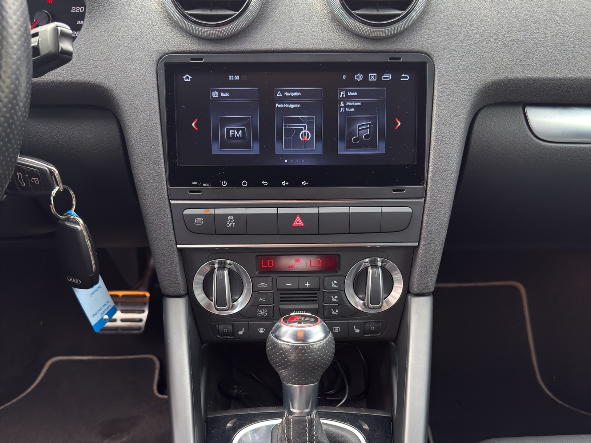 AUDI RS3 Sportback 2.5 TFSI quattro S-tronic-image-17