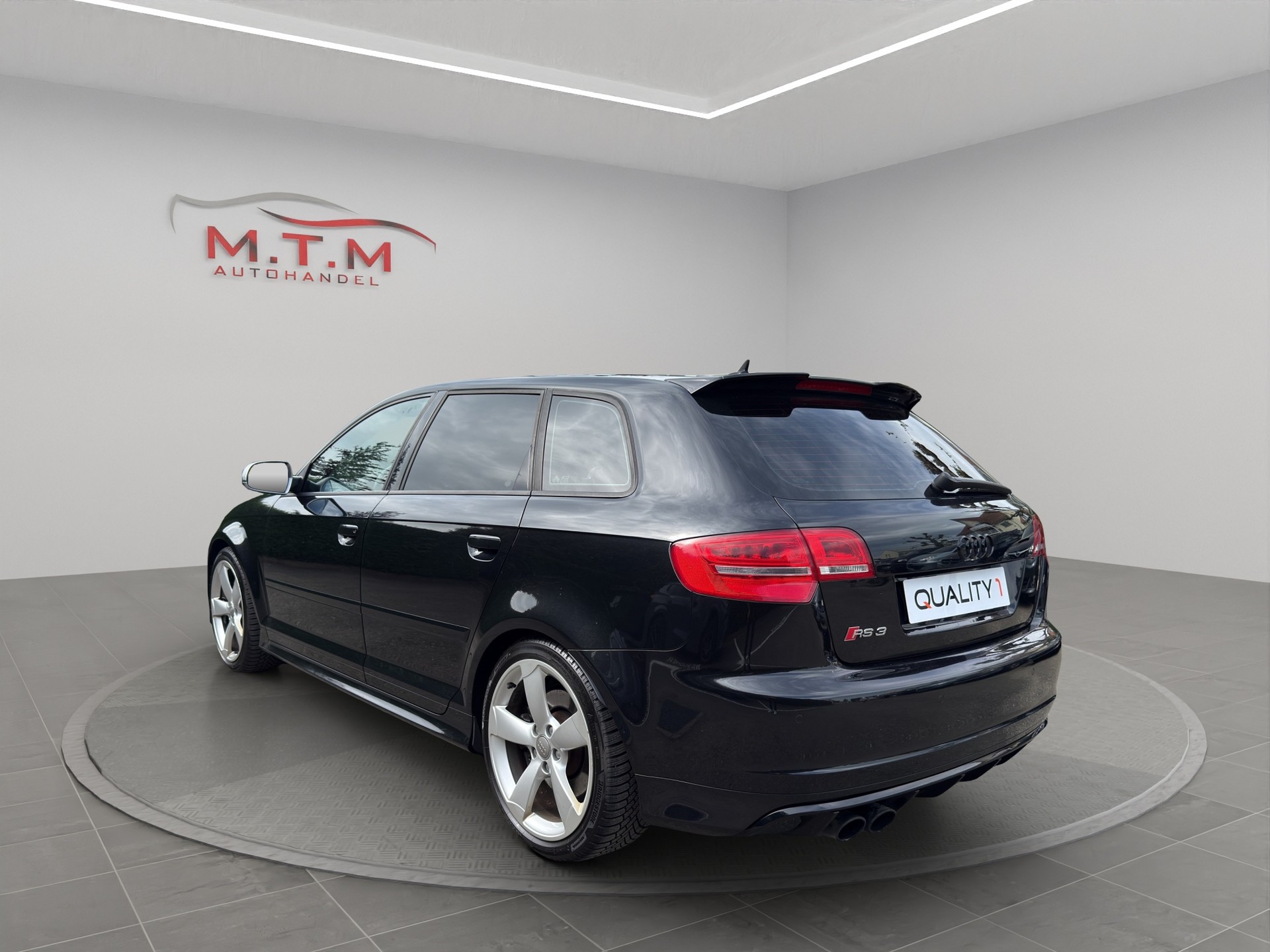 AUDI RS3 Sportback 2.5 TFSI quattro S-tronic-image-7