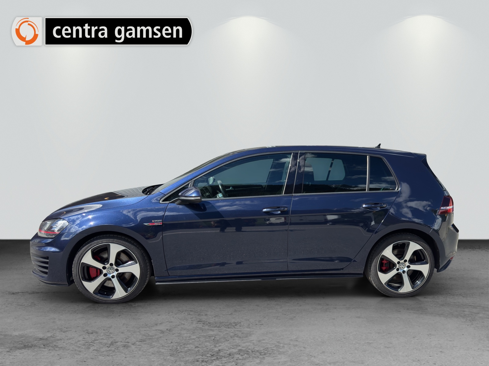 VW Golf 2.0 TSI GTI Performance DSG-showroom-element-2