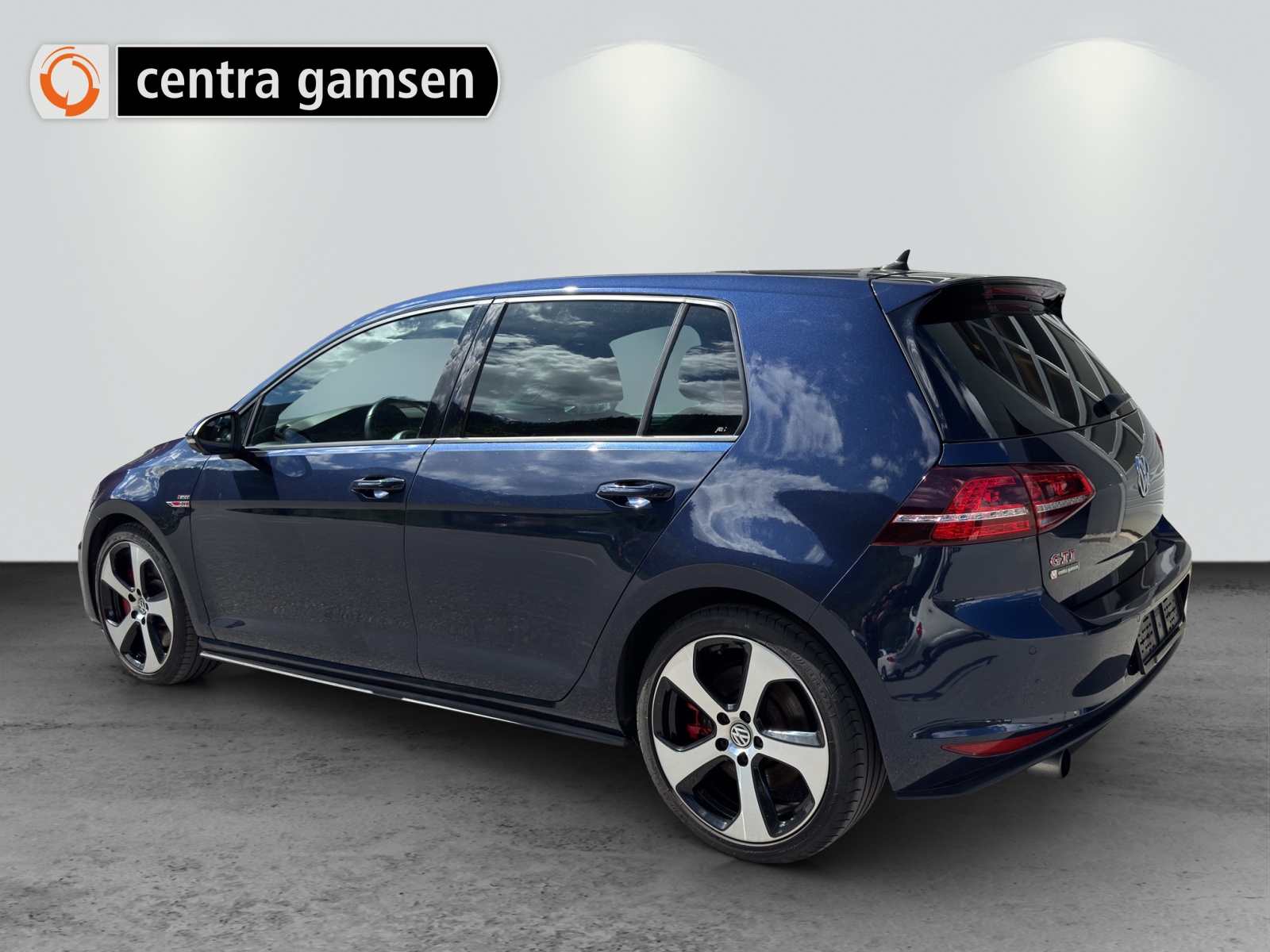 VW Golf 2.0 TSI GTI Performance DSG-showroom-element-3