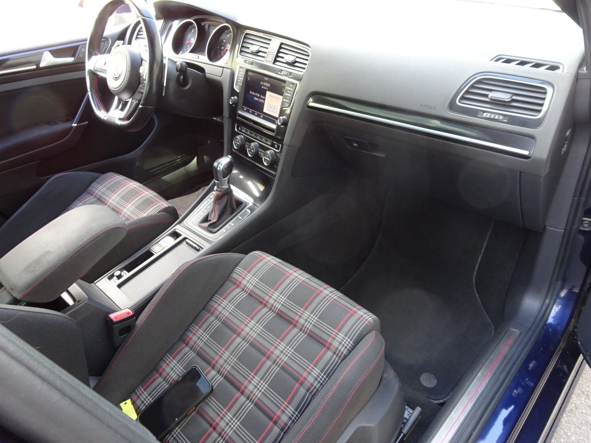 VW Golf 2.0 TSI GTI Performance DSG-image-22