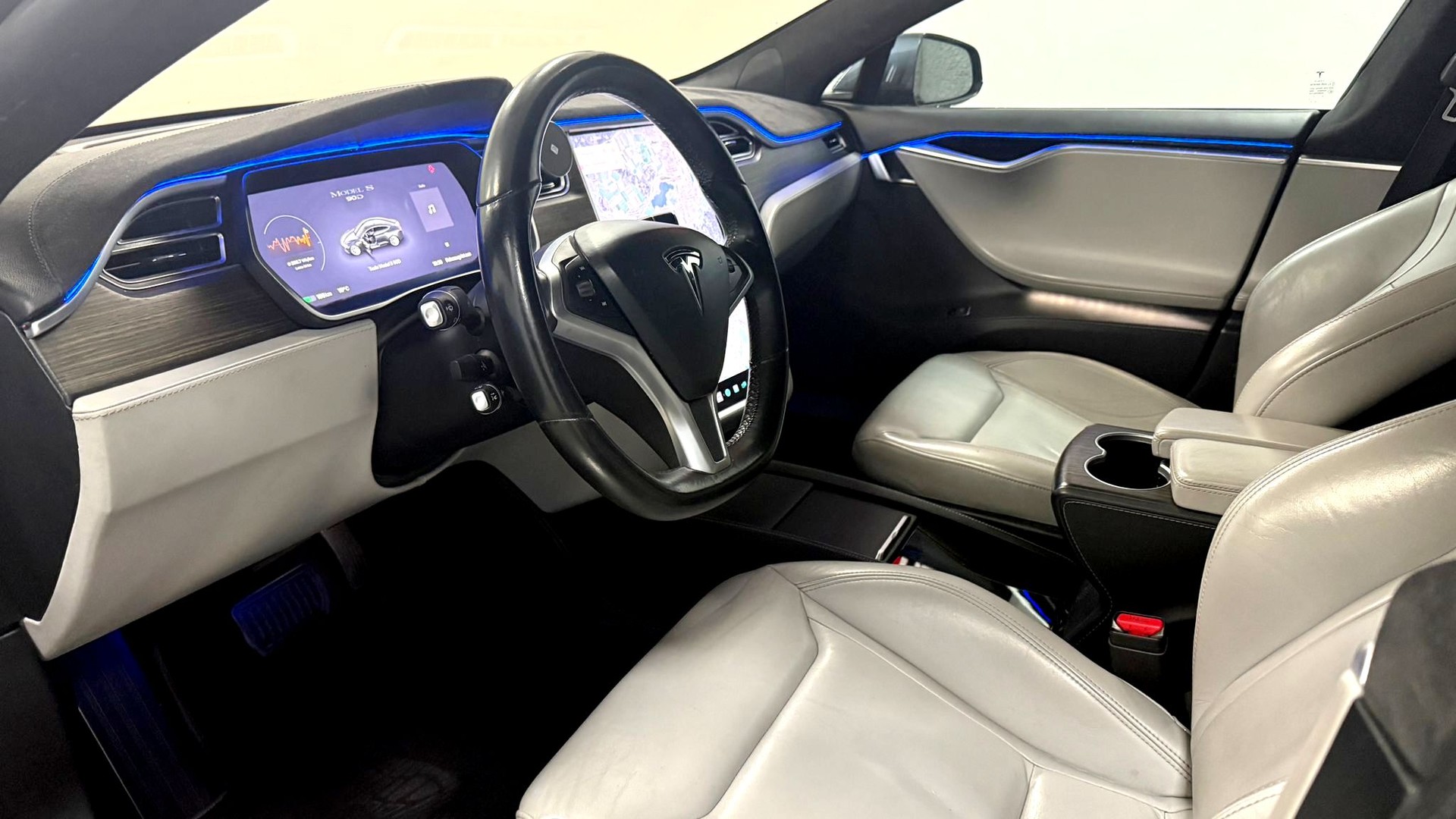 TESLA Model S 90 D Free Supercharger-image-12