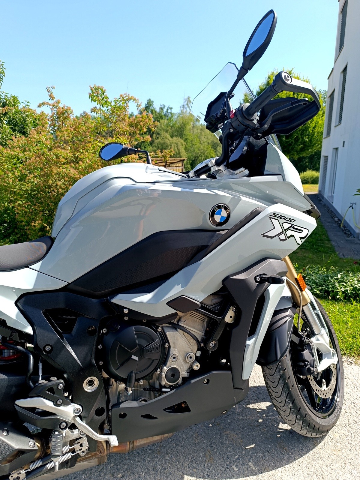 BMW S 1000 XR ABS-image-1