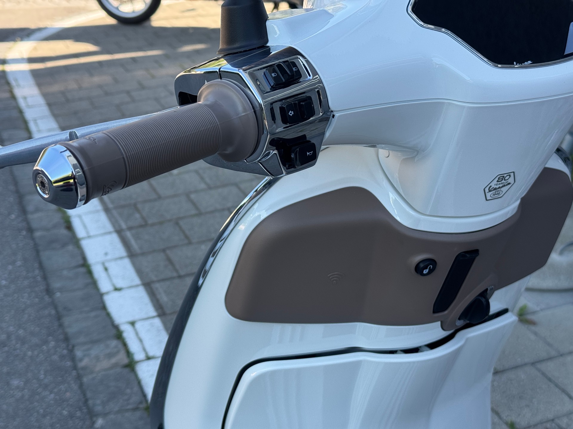 PIAGGIO Vespa 125 Primavera S 2026 Keyless Go & LCD Display-image-6