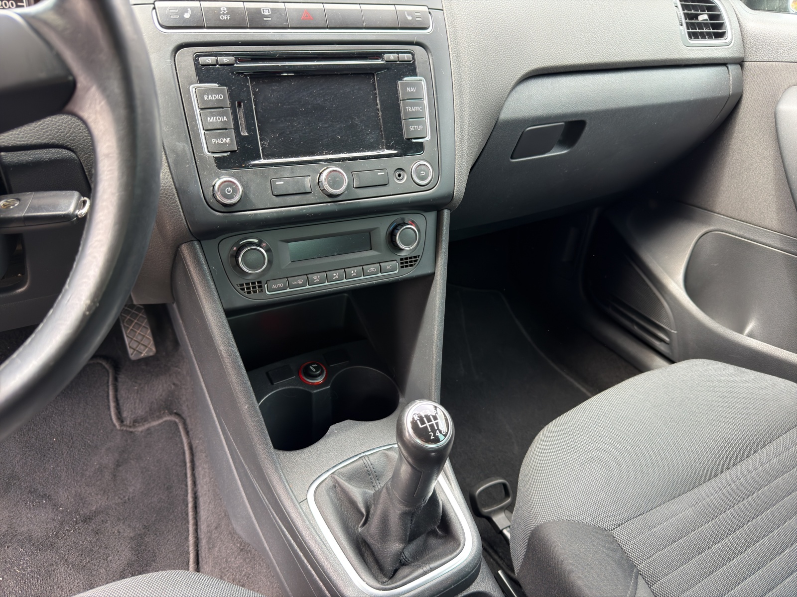 VW Polo 1.2 TSI Comfortline-image-11