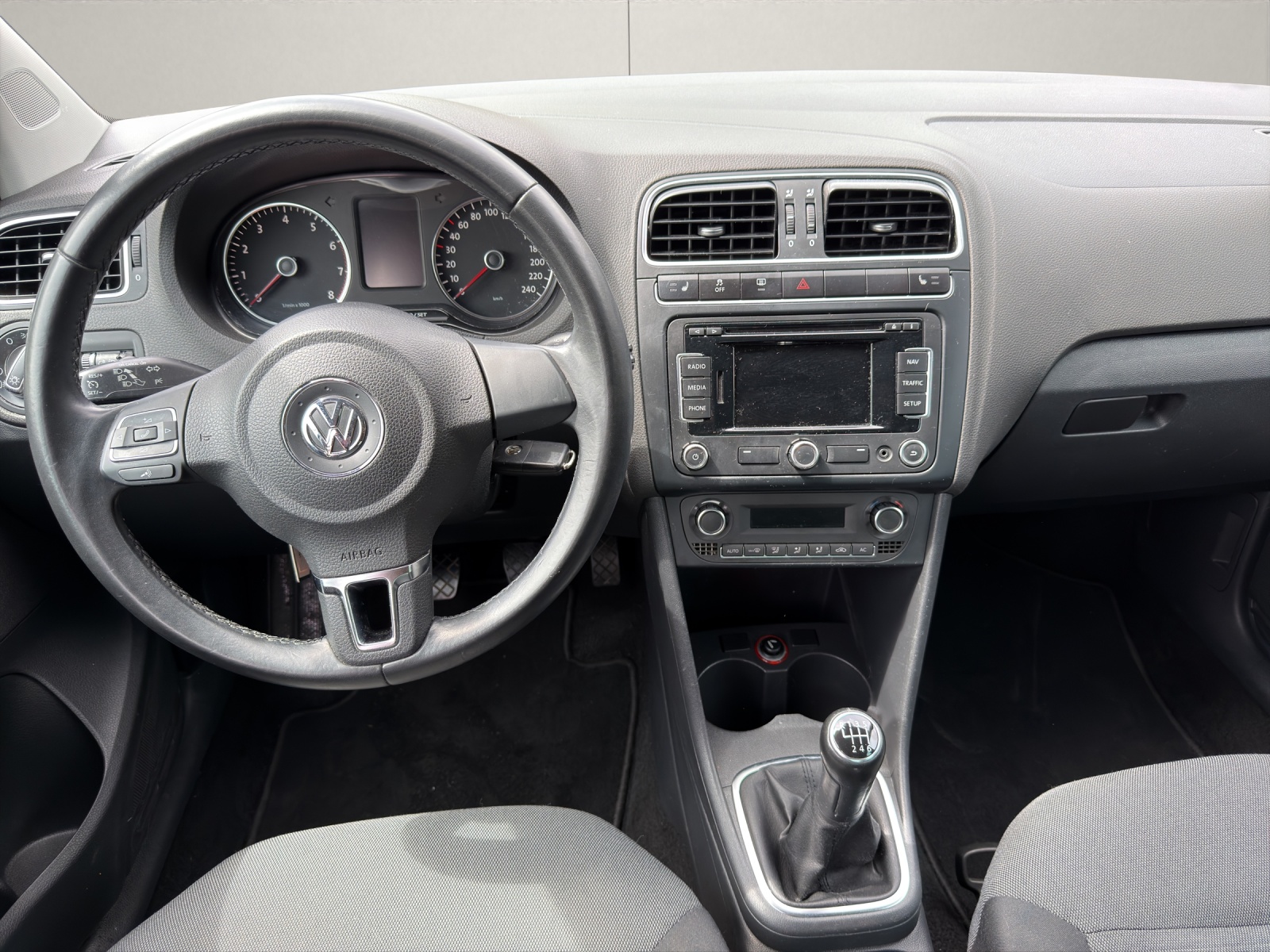 VW Polo 1.2 TSI Comfortline-image-9