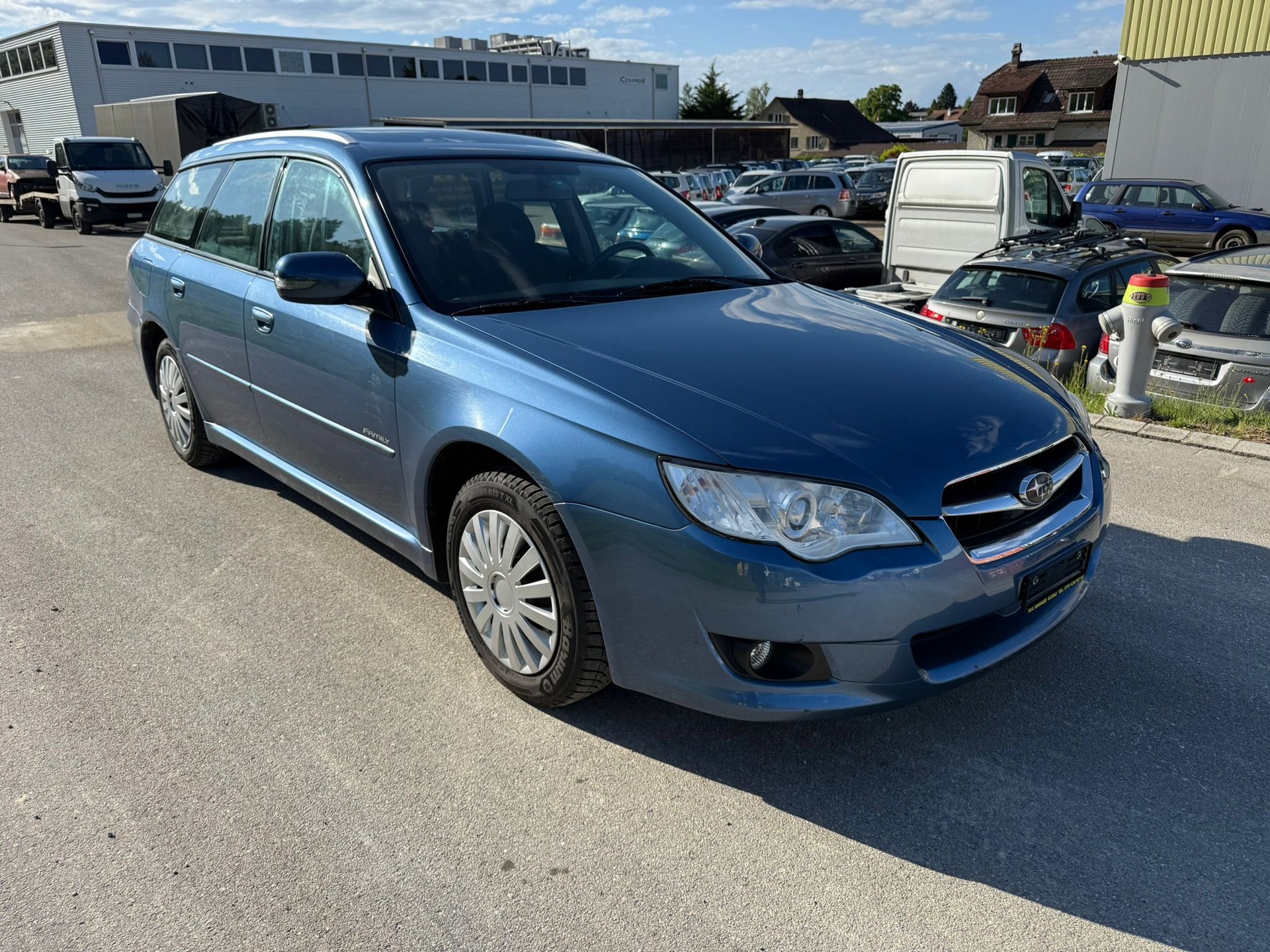 SUBARU Legacy 2.0R AWD Swiss-image-3