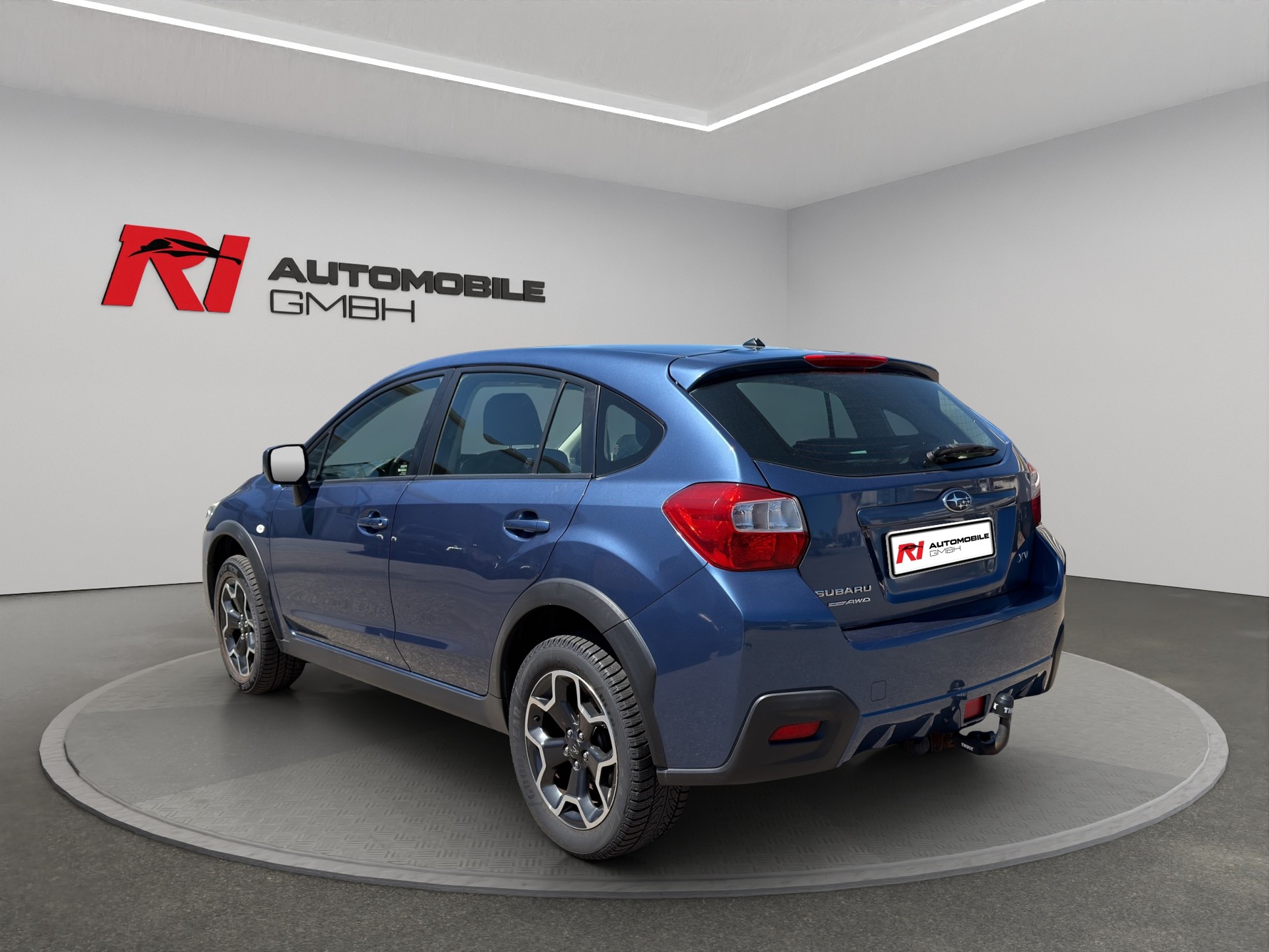 SUBARU XV 1.6 Swiss One-showroom-element-3