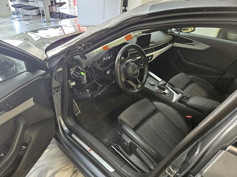 AUDI A4 Avant 2.0 TDI Sport quattro S-tronic-image-8
