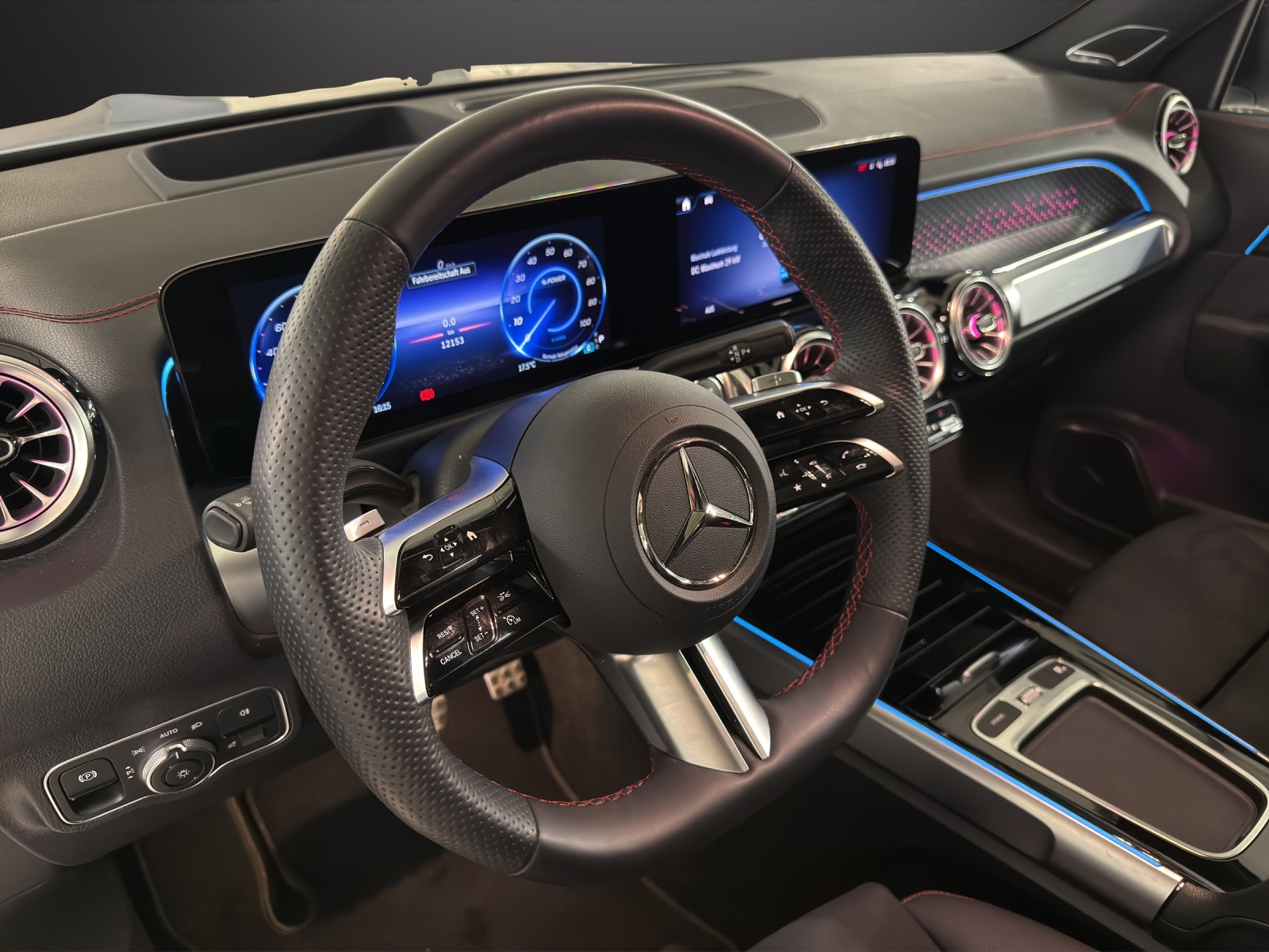 MERCEDES-BENZ EQB 350 66,5 kWh 4Matic Swiss Star-image-13