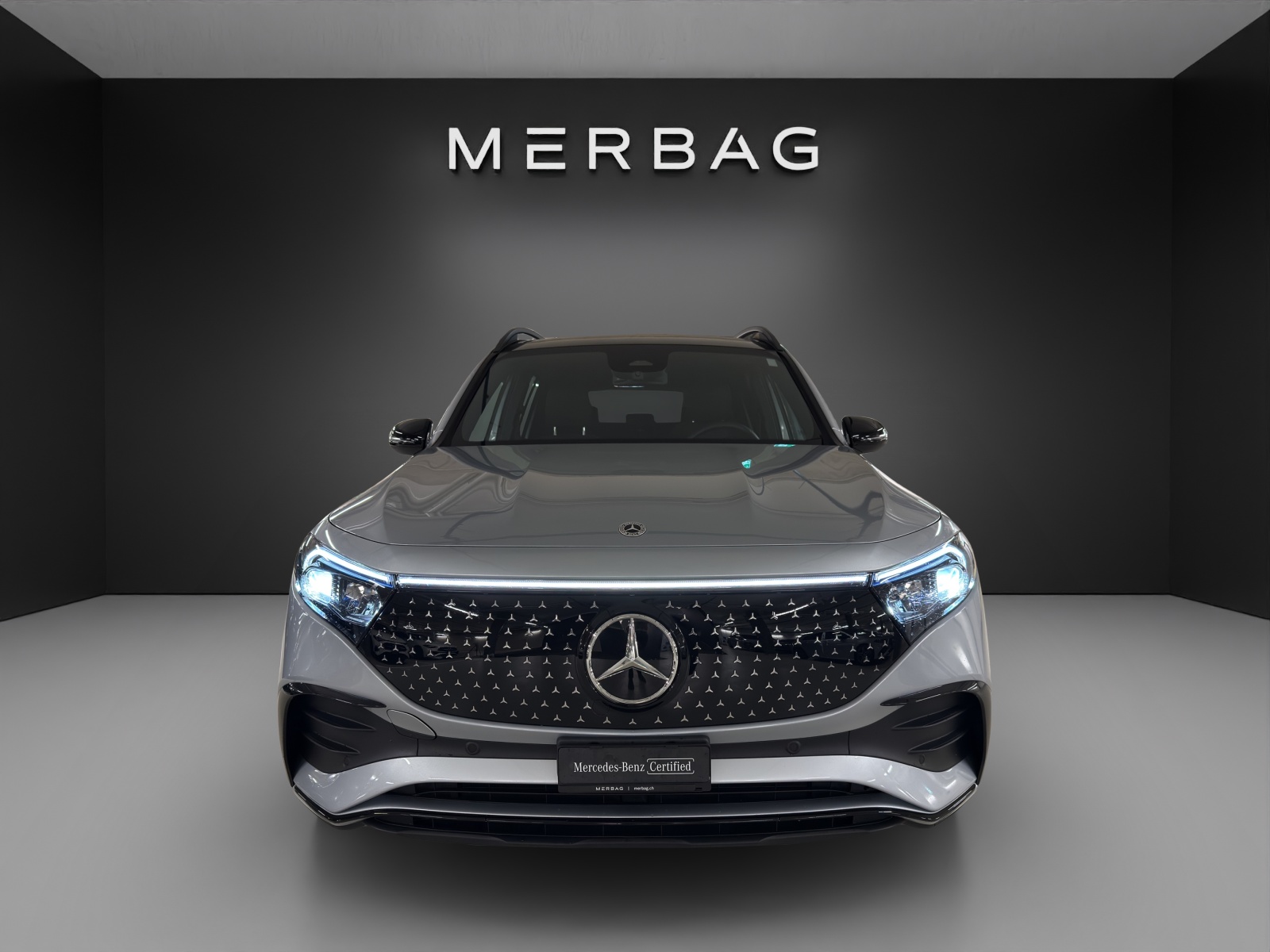 MERCEDES-BENZ EQB 350 66,5 kWh 4Matic Swiss Star-image-1