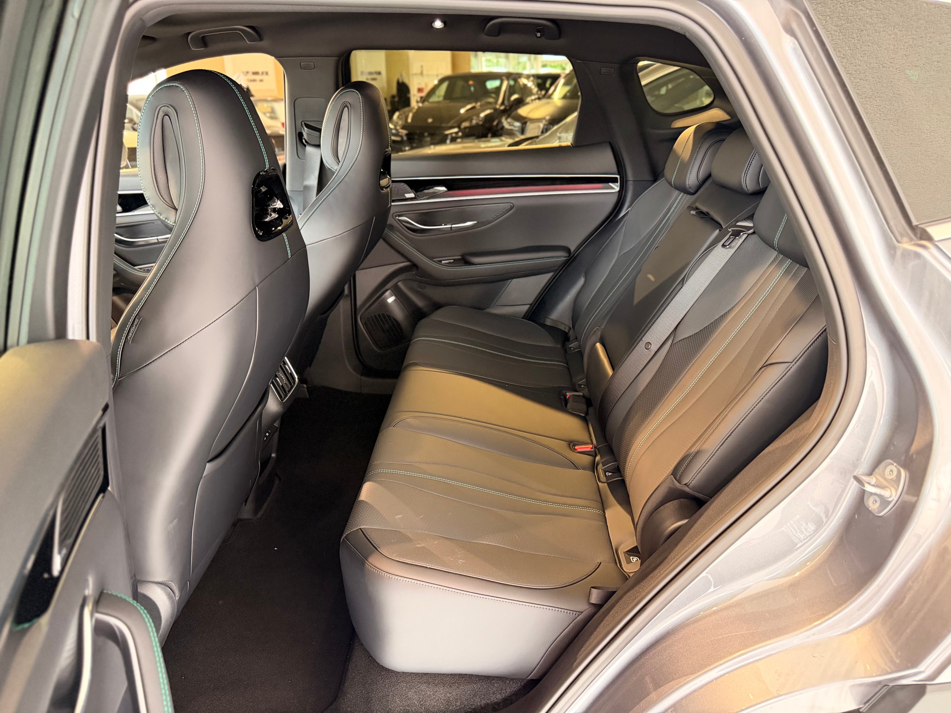 BYD Seal U DM-i Design AWD inkl. Gratis Service-image-17
