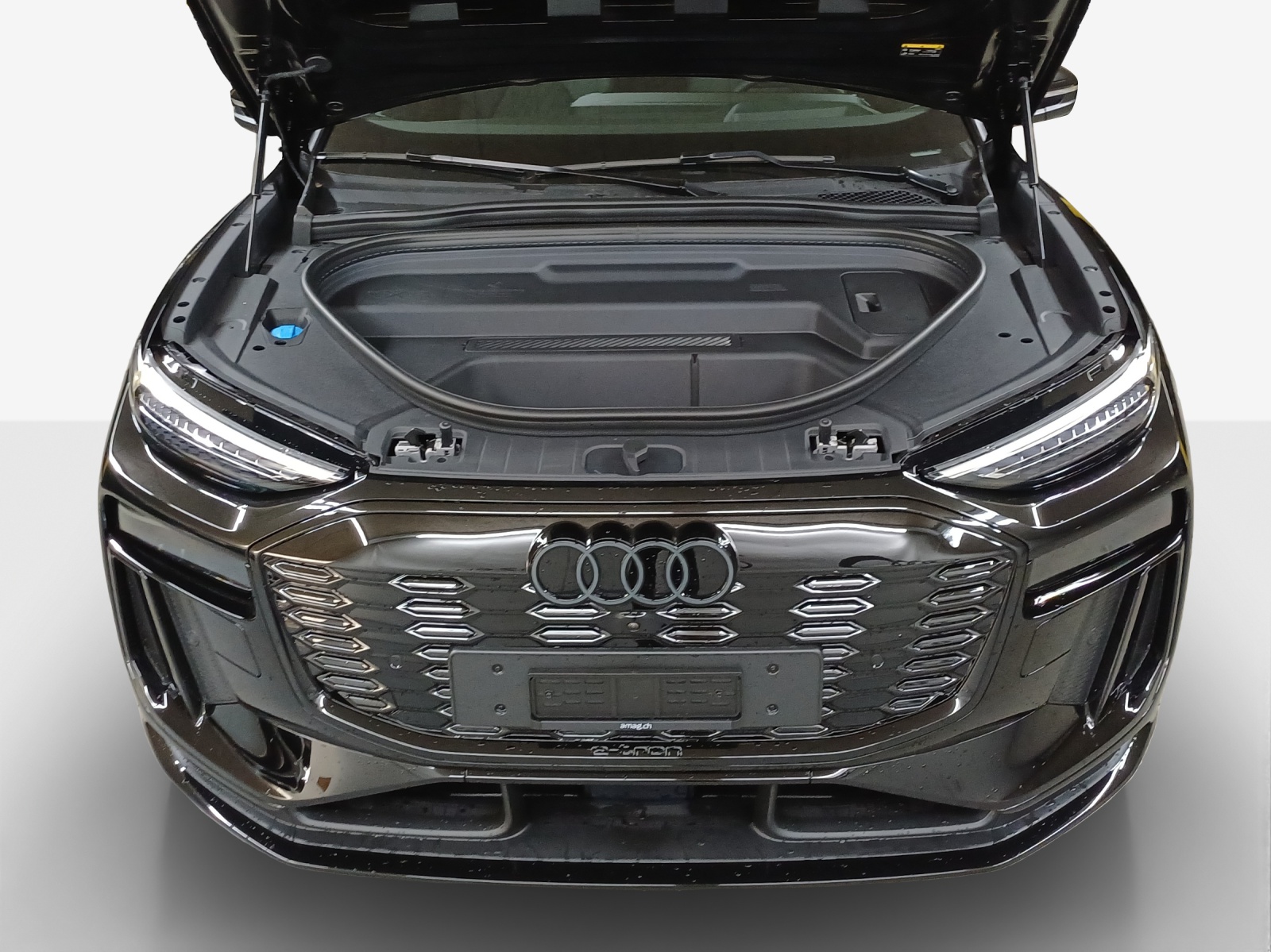 AUDI Q6 Sportback e-tron quattro-image-14
